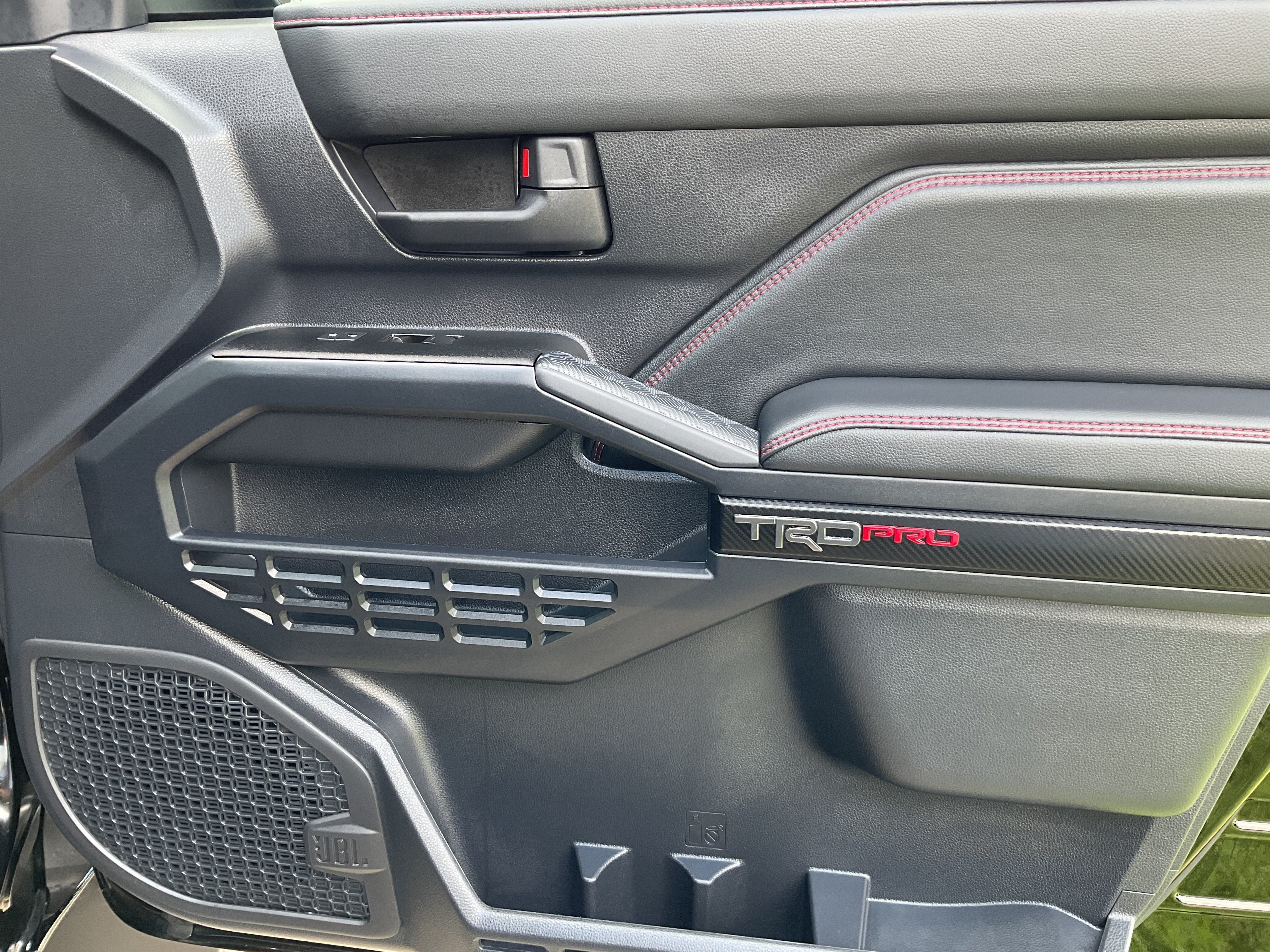 2026 Toyota 4Runner i-FORCE MAX Hybrid TRD Pro