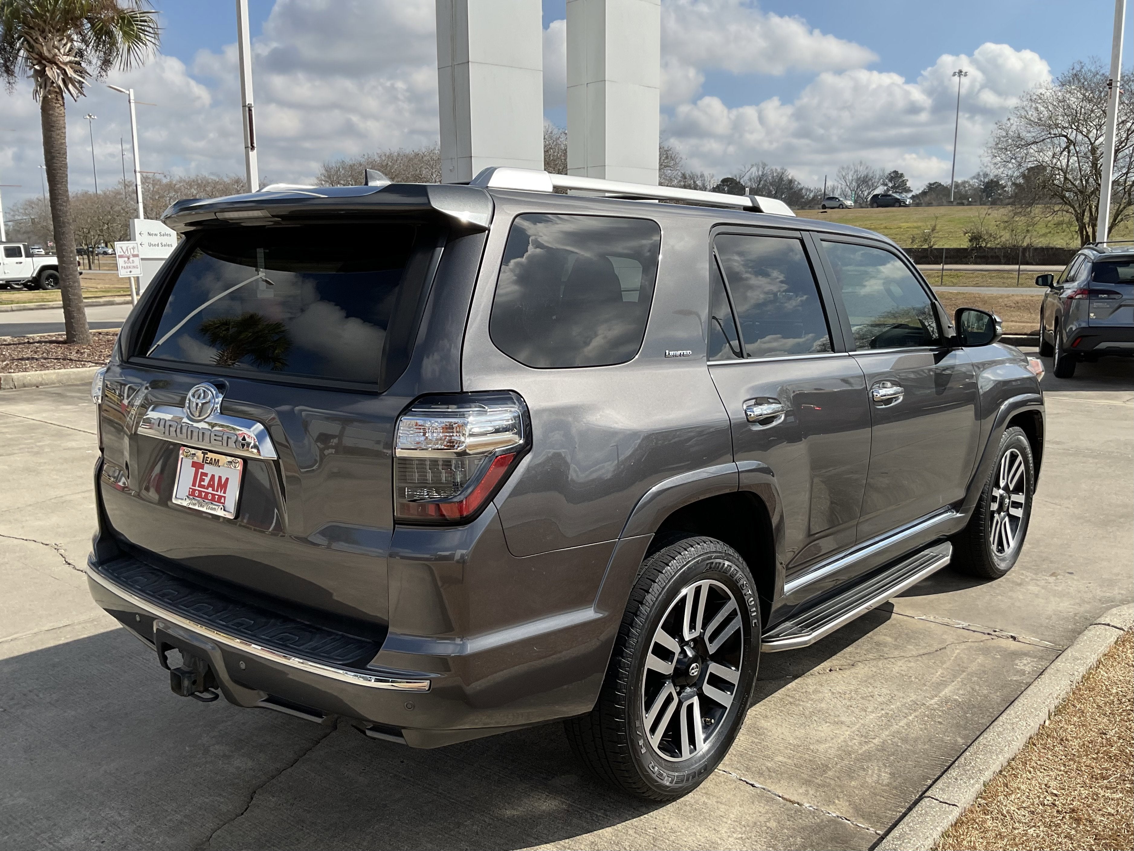 2016 Toyota 4RUNNER Limited
