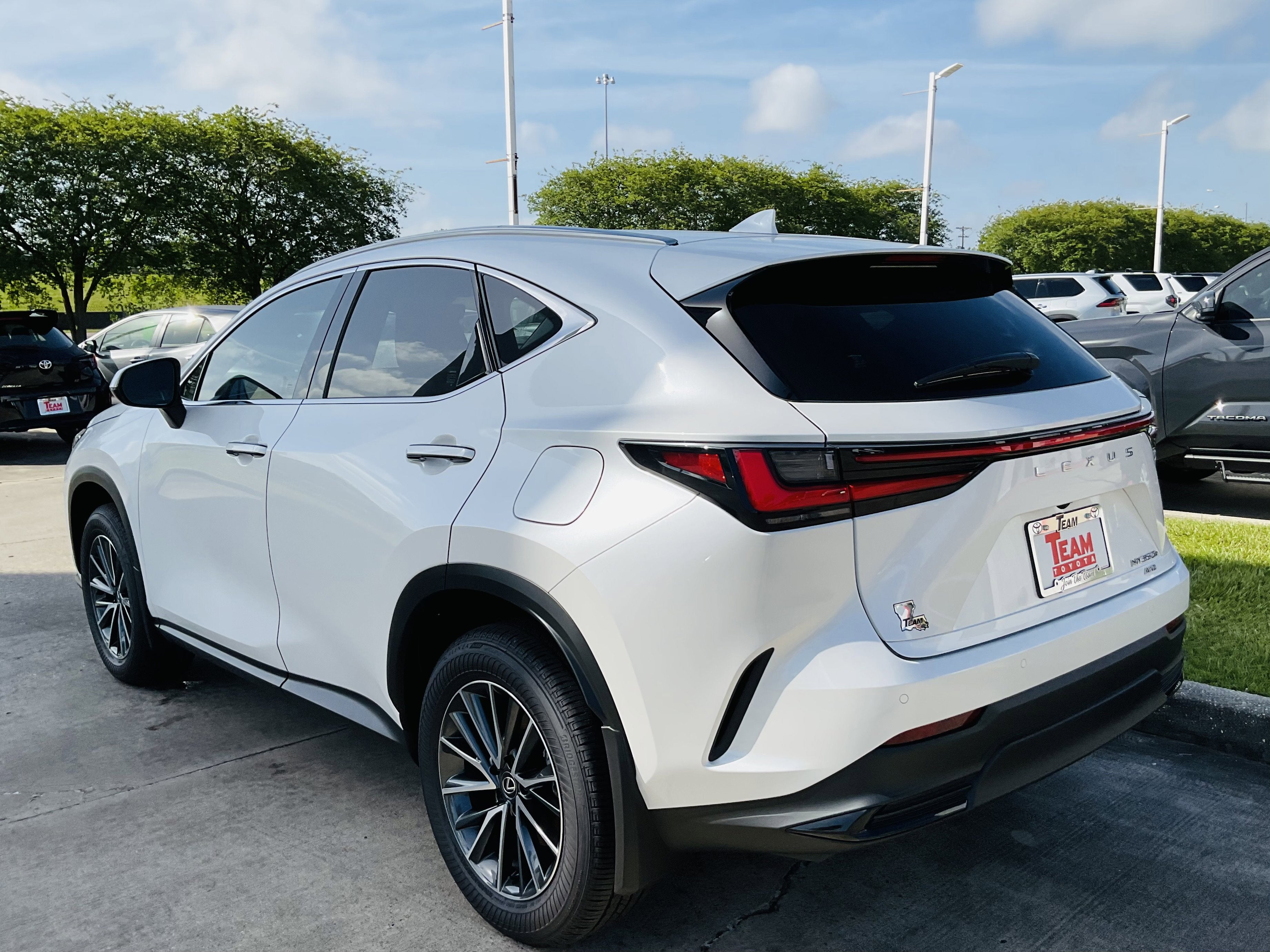 2025 Lexus NX 350h NX 350h Premium