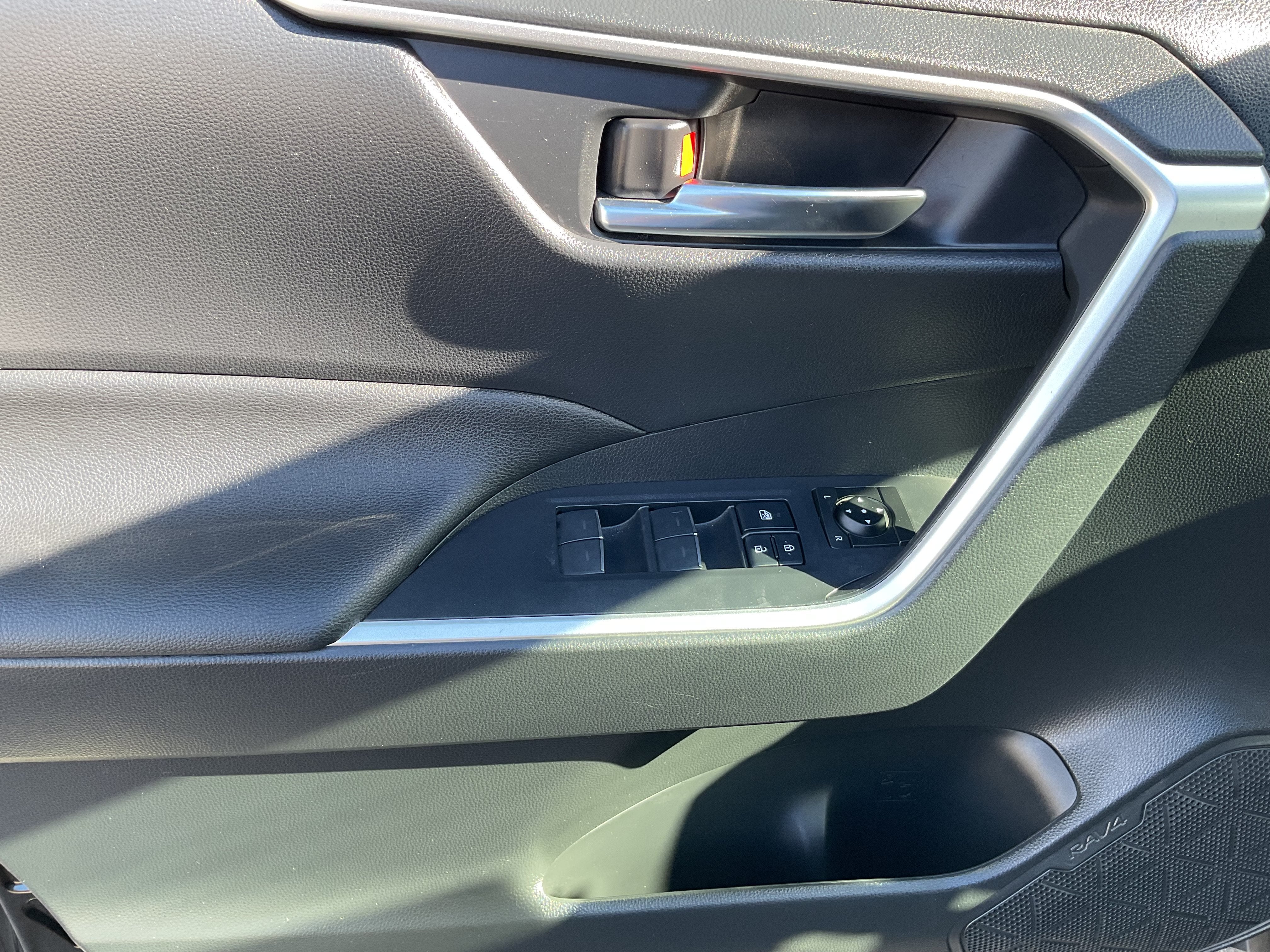 2023 Toyota RAV4 Hybrid Hybrid SE