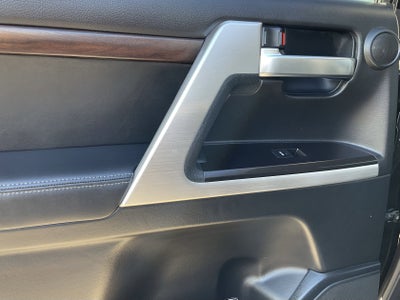 2016 Toyota LAND CRUISER 4dr 4WD (Natl)