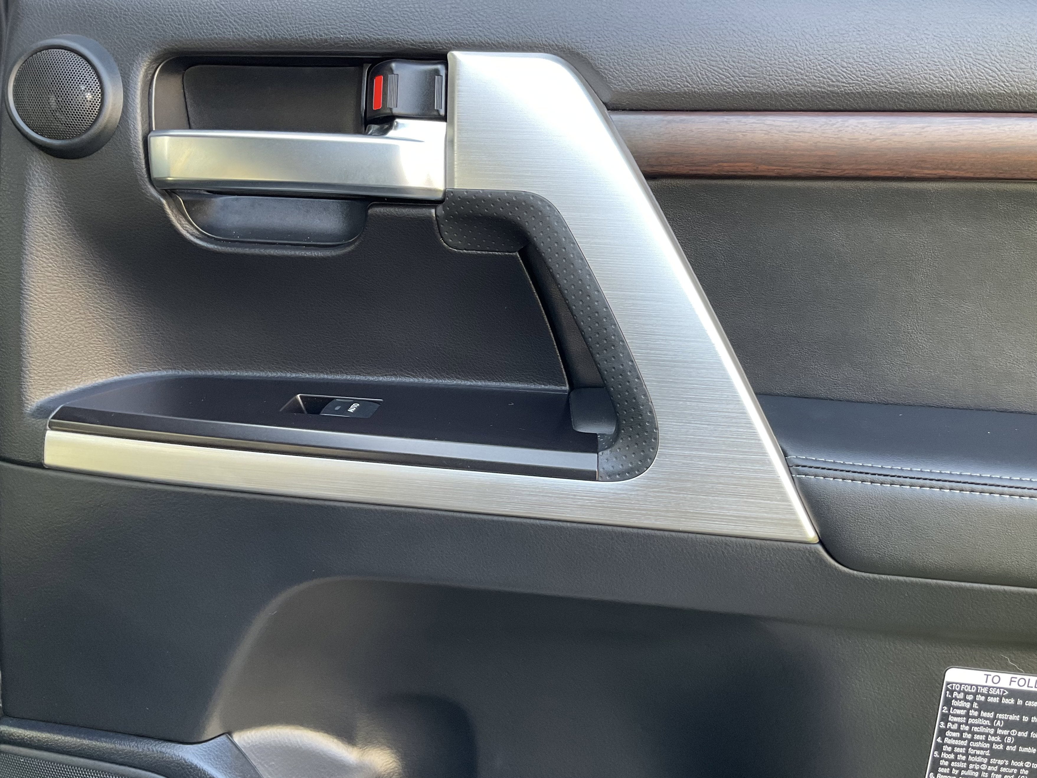 2016 Toyota LAND CRUISER 4dr 4WD (Natl)