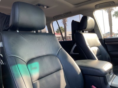 2016 Toyota LAND CRUISER 4dr 4WD (Natl)