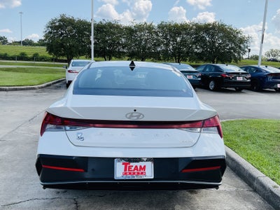 2024 Hyundai Elantra Limited