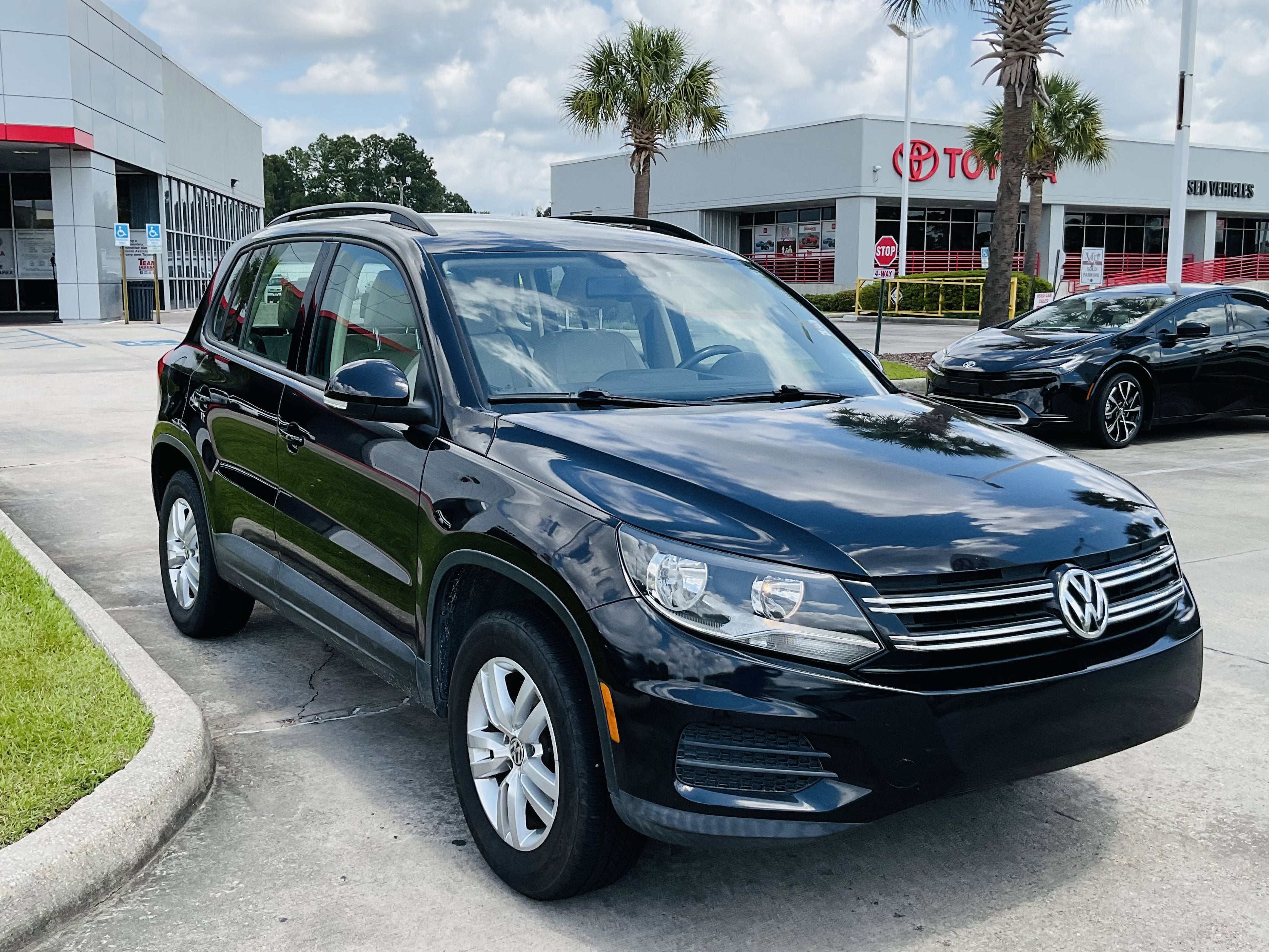2017 Volkswagen Tiguan S