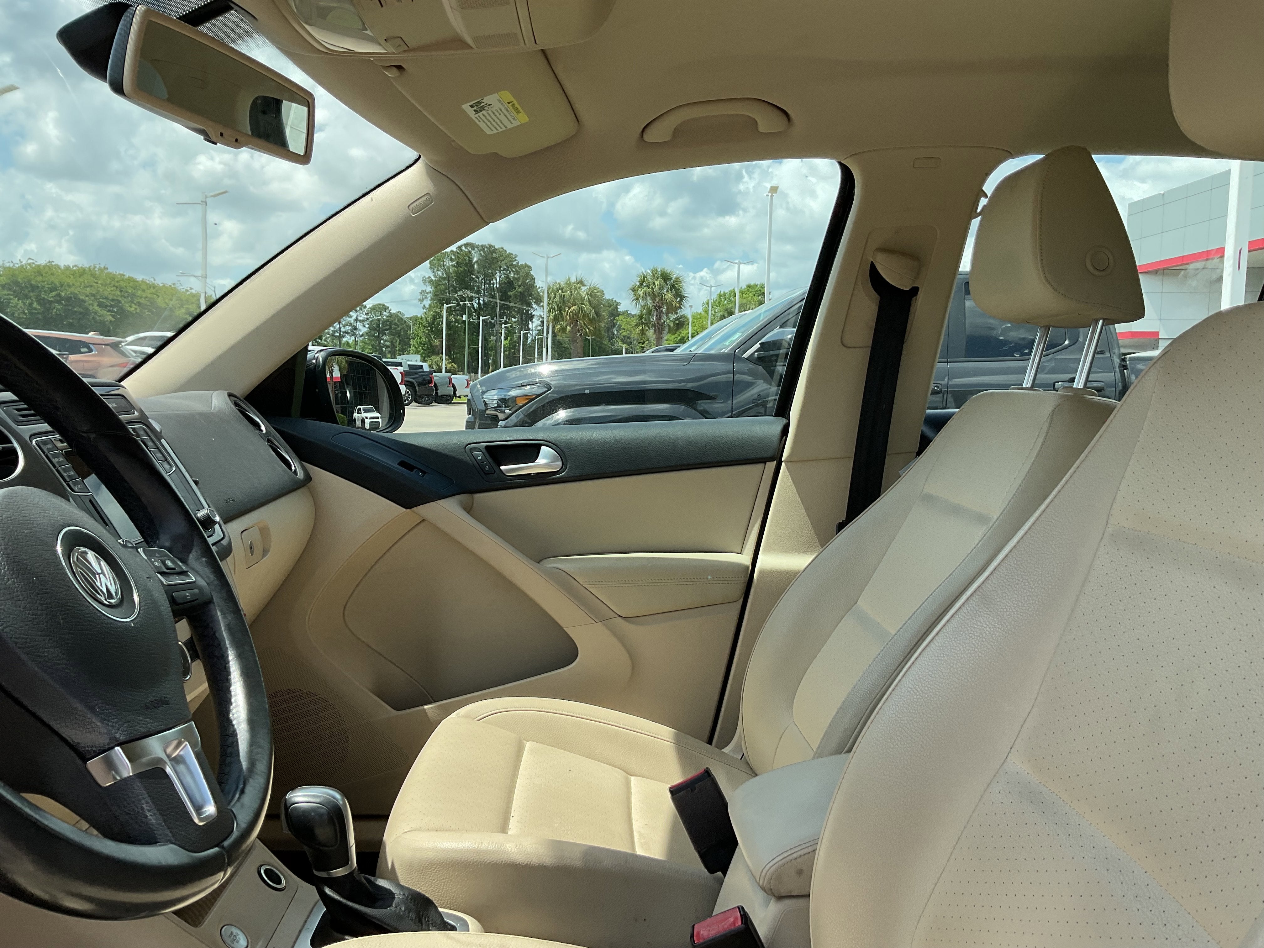 2017 Volkswagen Tiguan S