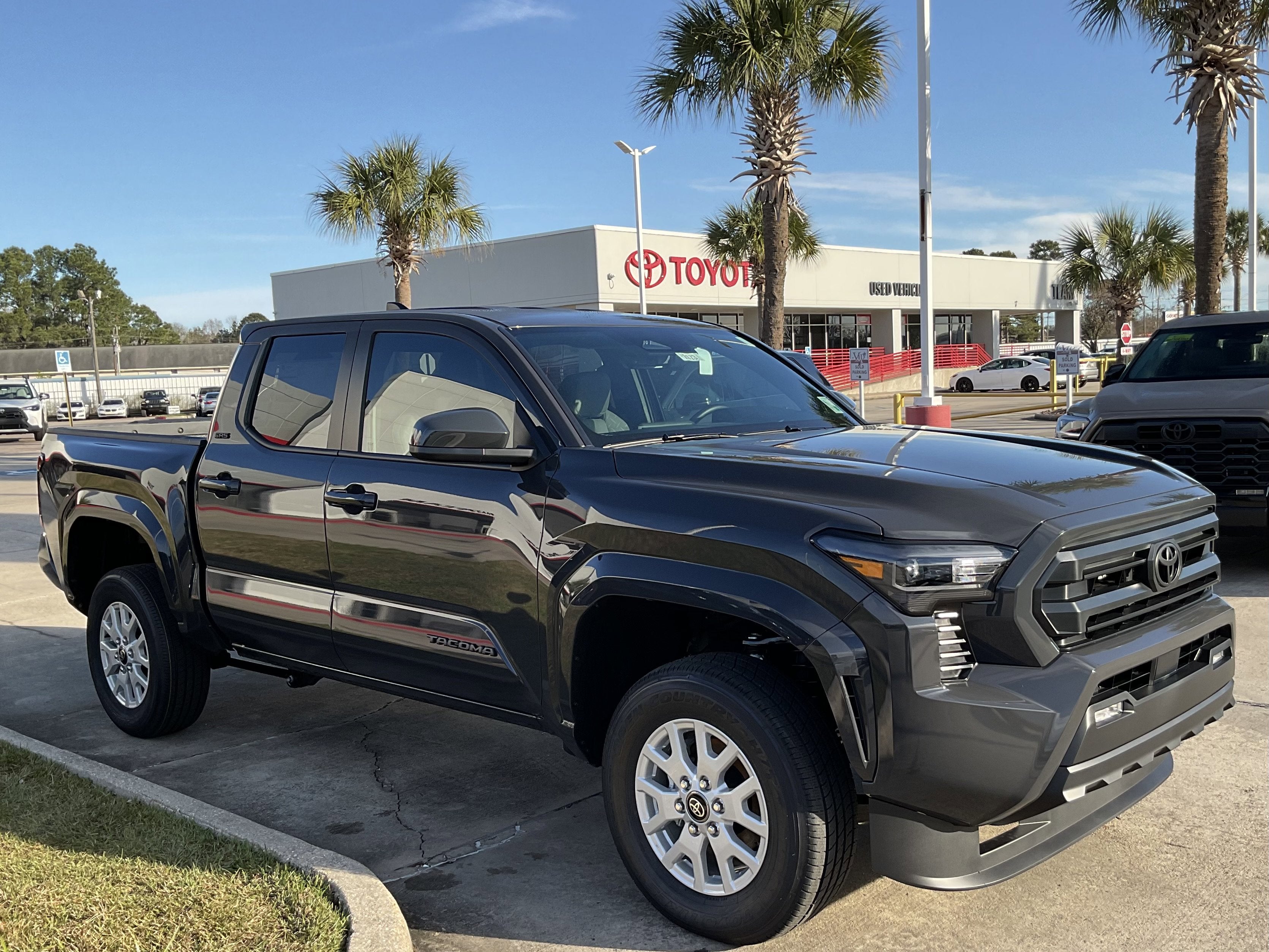 2026 Toyota Tacoma 2WD SR5