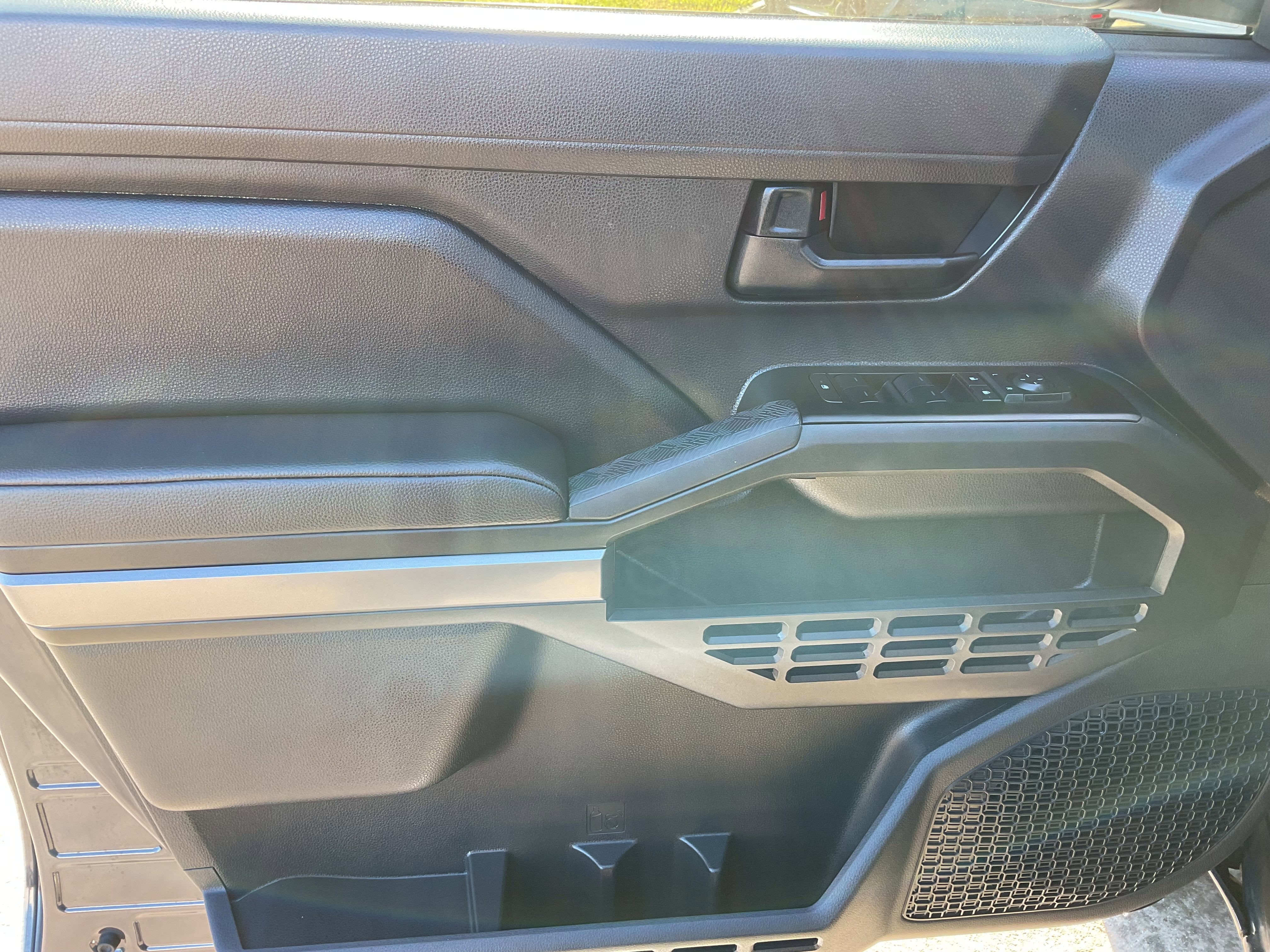 2026 Toyota Tacoma 2WD SR5