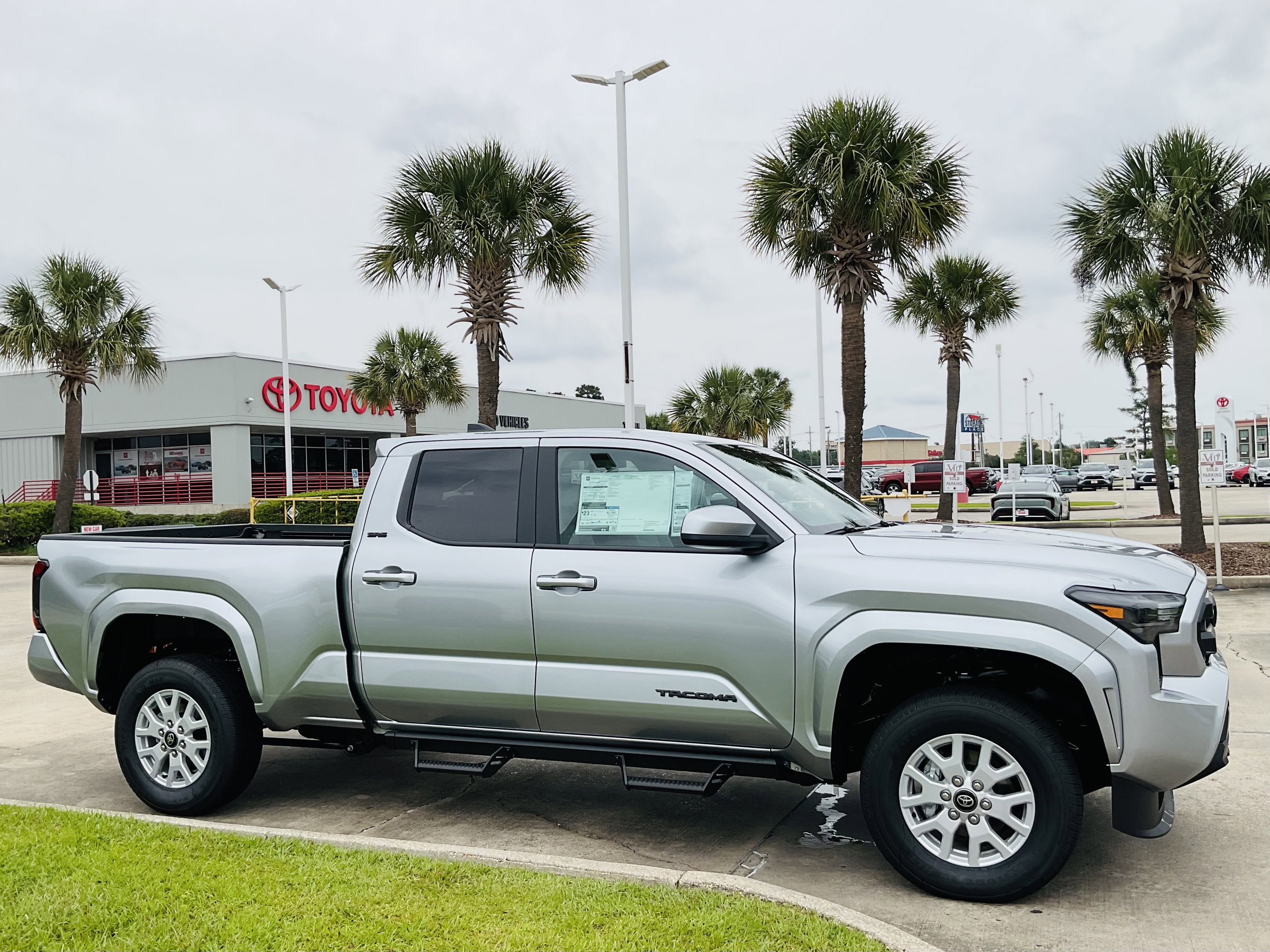 2026 Toyota Tacoma 2WD SR5