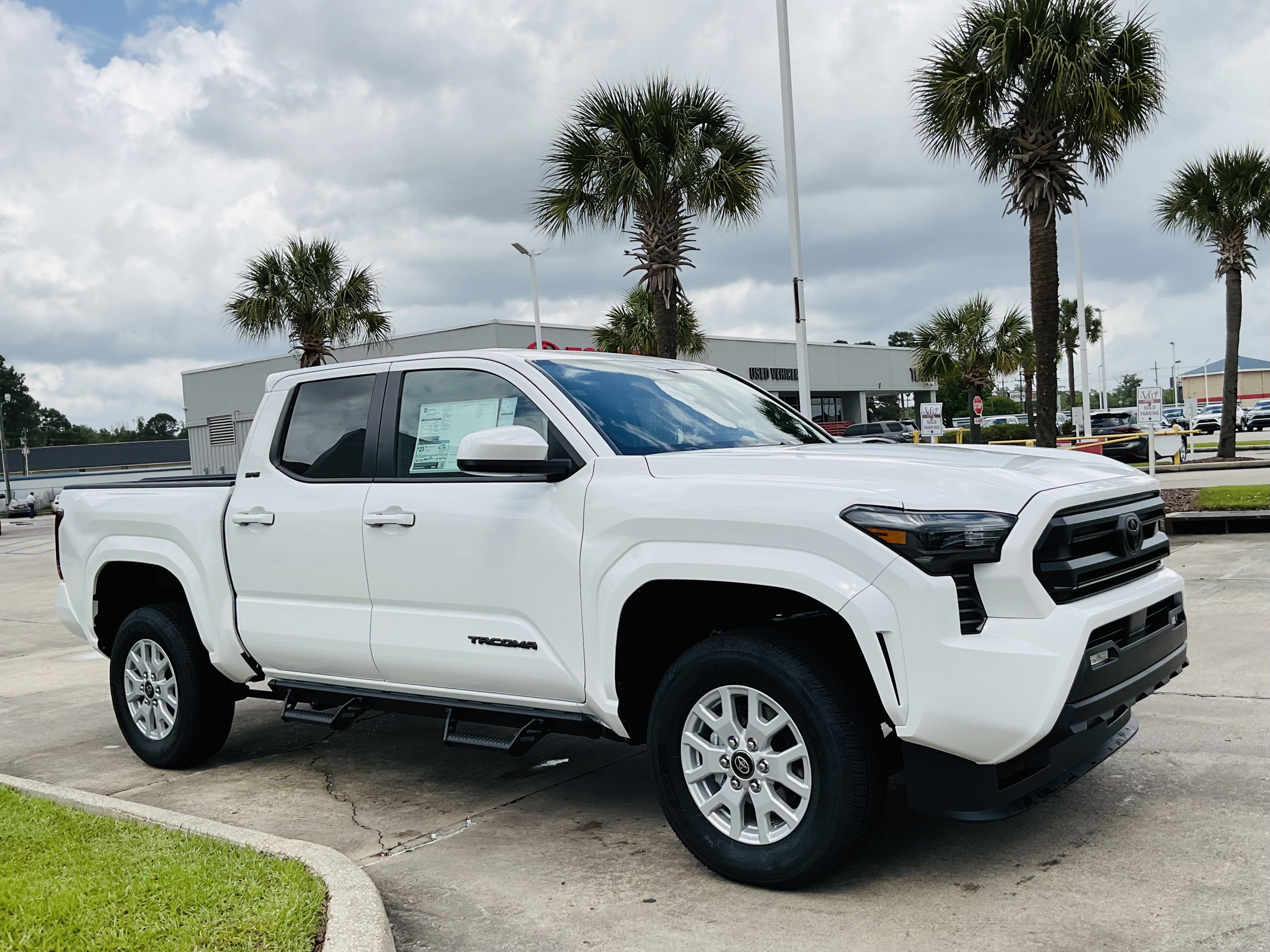 2026 Toyota Tacoma SR5