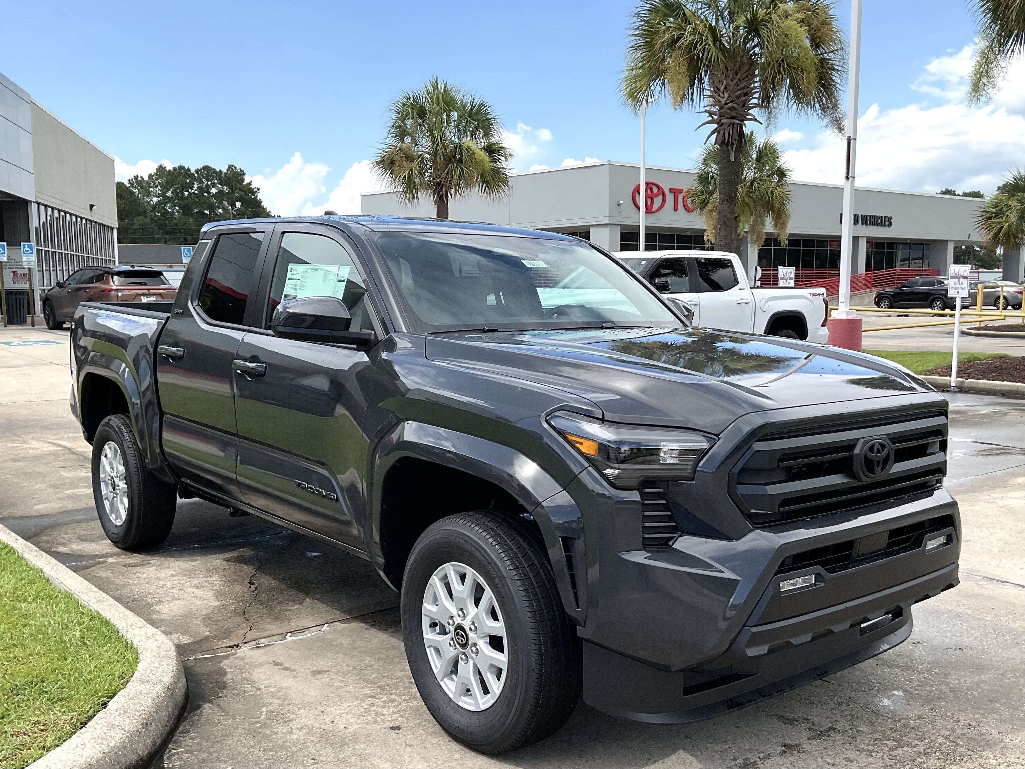2026 Toyota Tacoma 2WD SR5