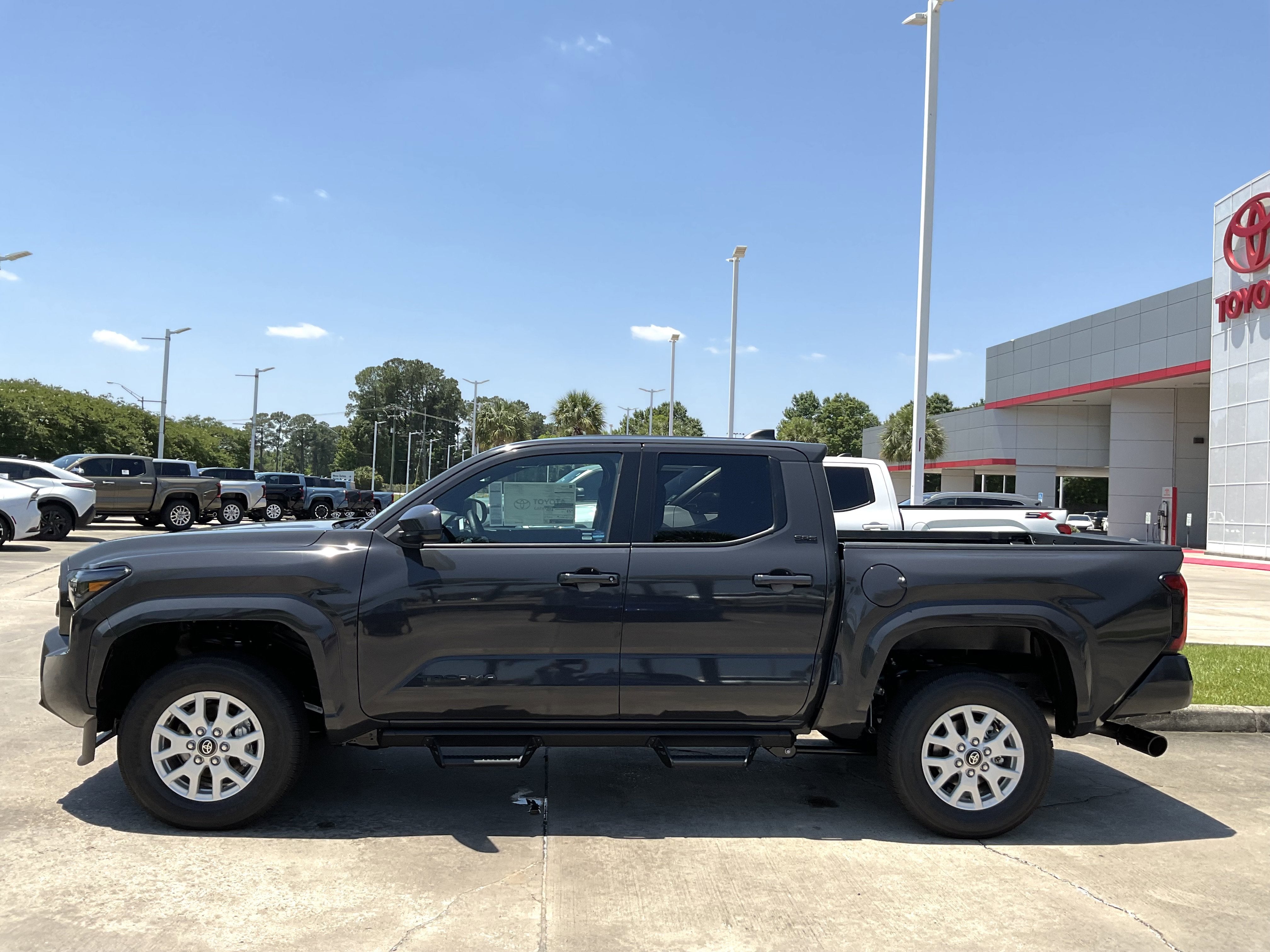 2026 Toyota Tacoma 2WD SR5