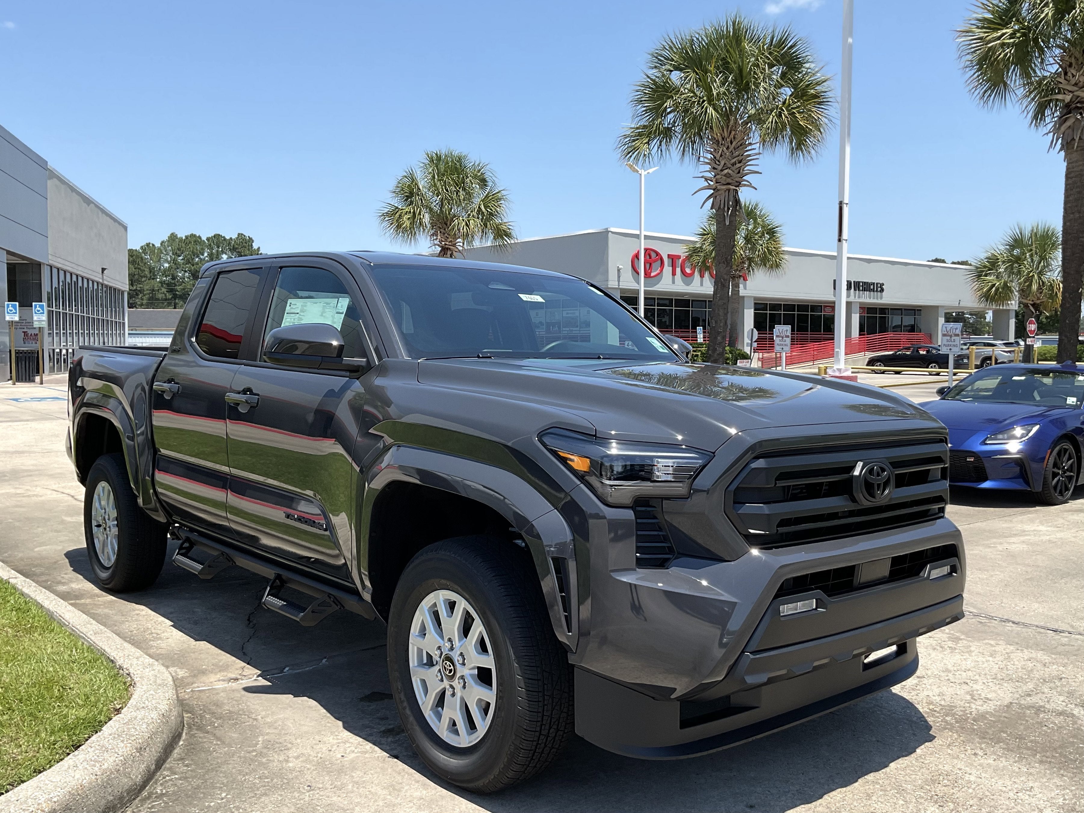 2026 Toyota Tacoma 2WD SR5