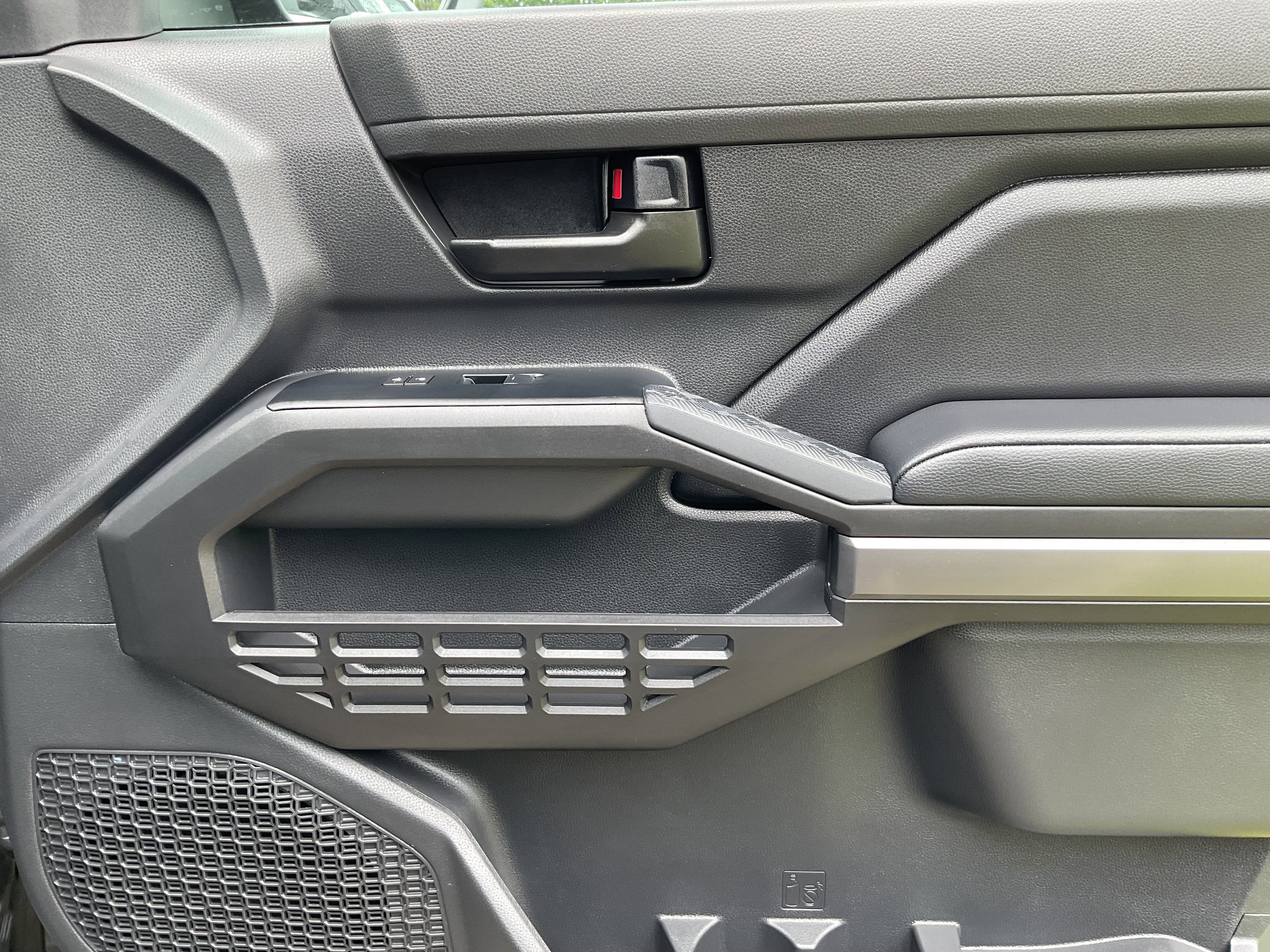 2026 Toyota Tacoma 2WD SR5