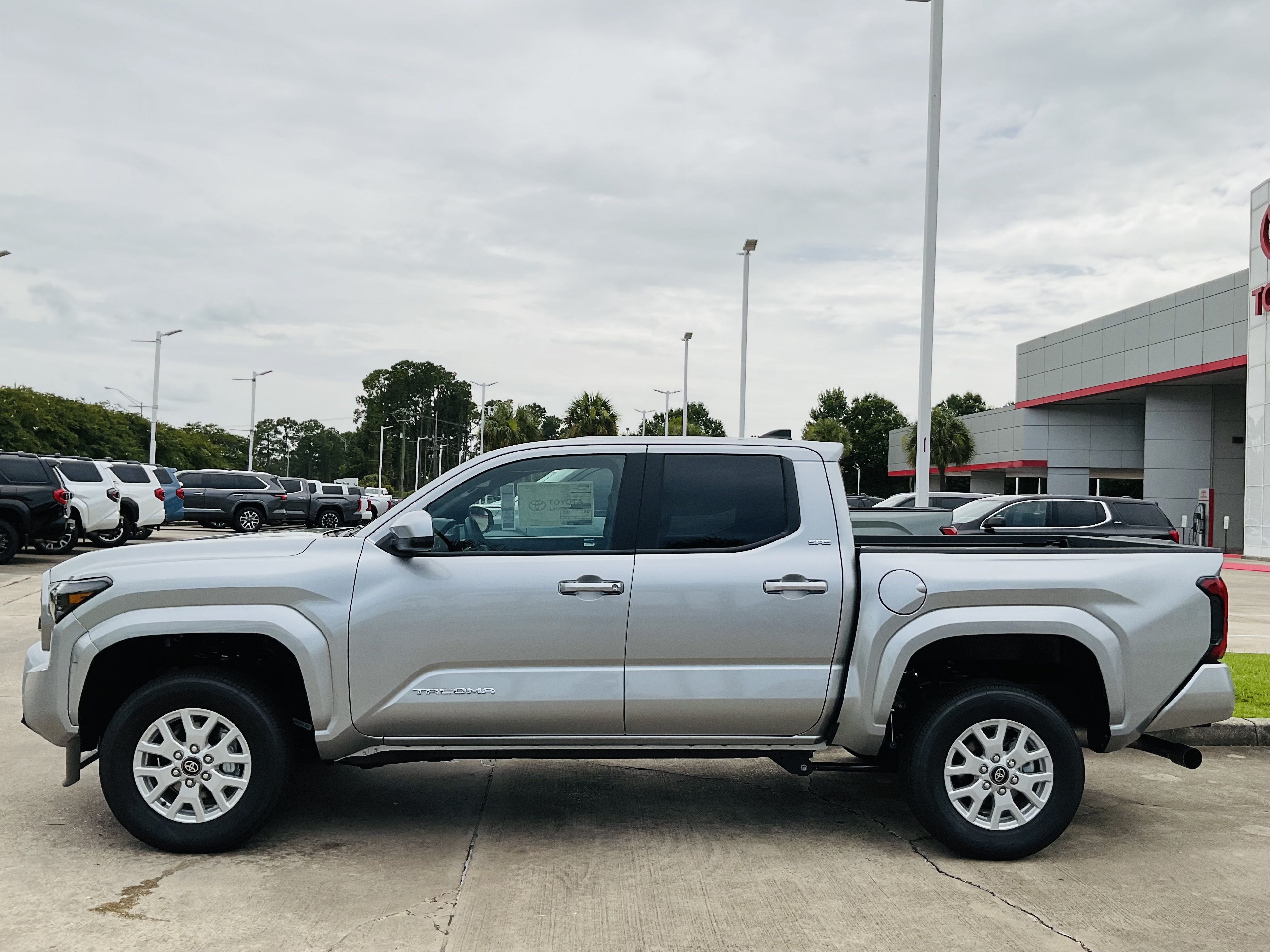 2026 Toyota Tacoma 2WD SR5