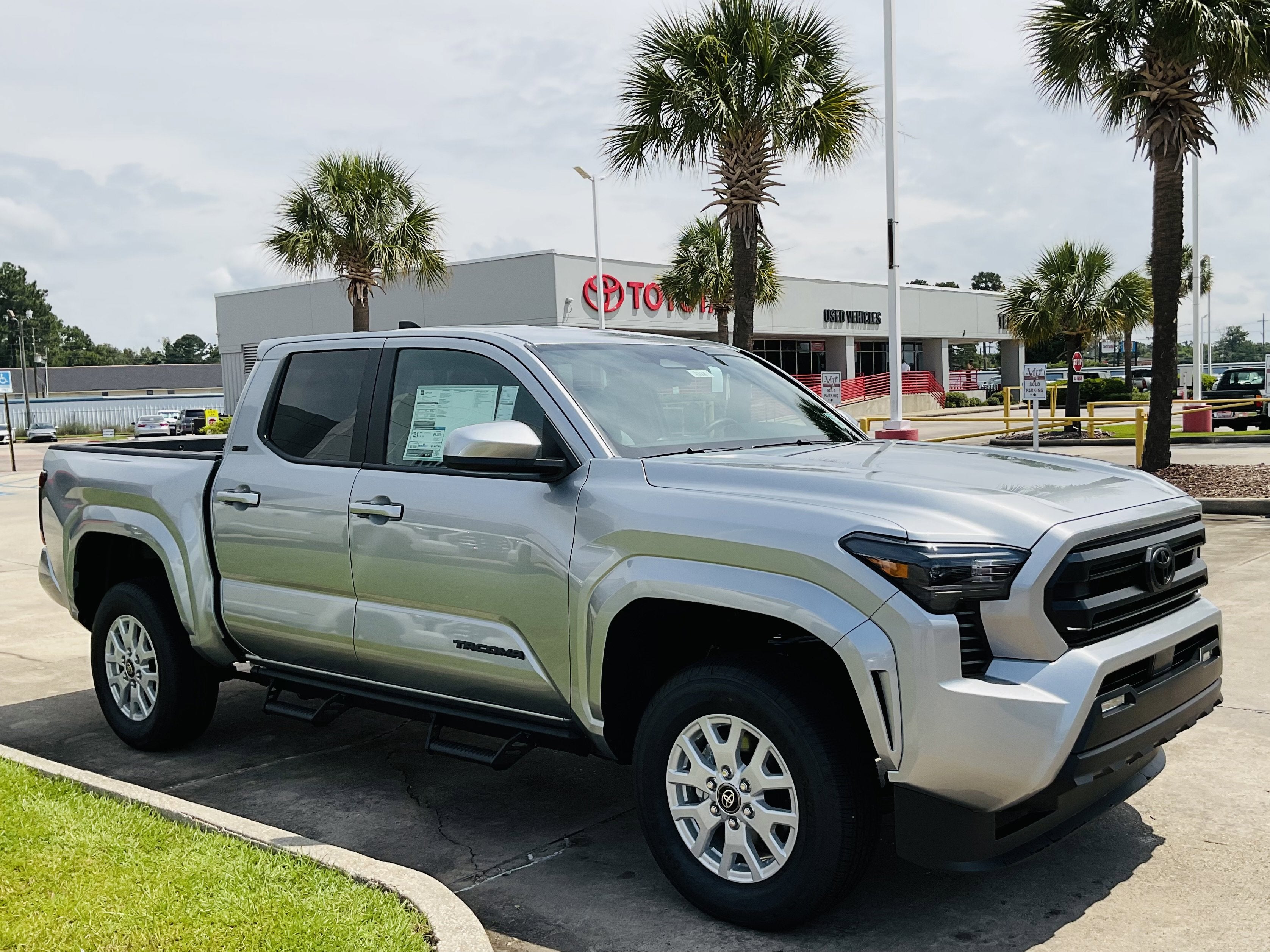 2026 Toyota Tacoma SR5