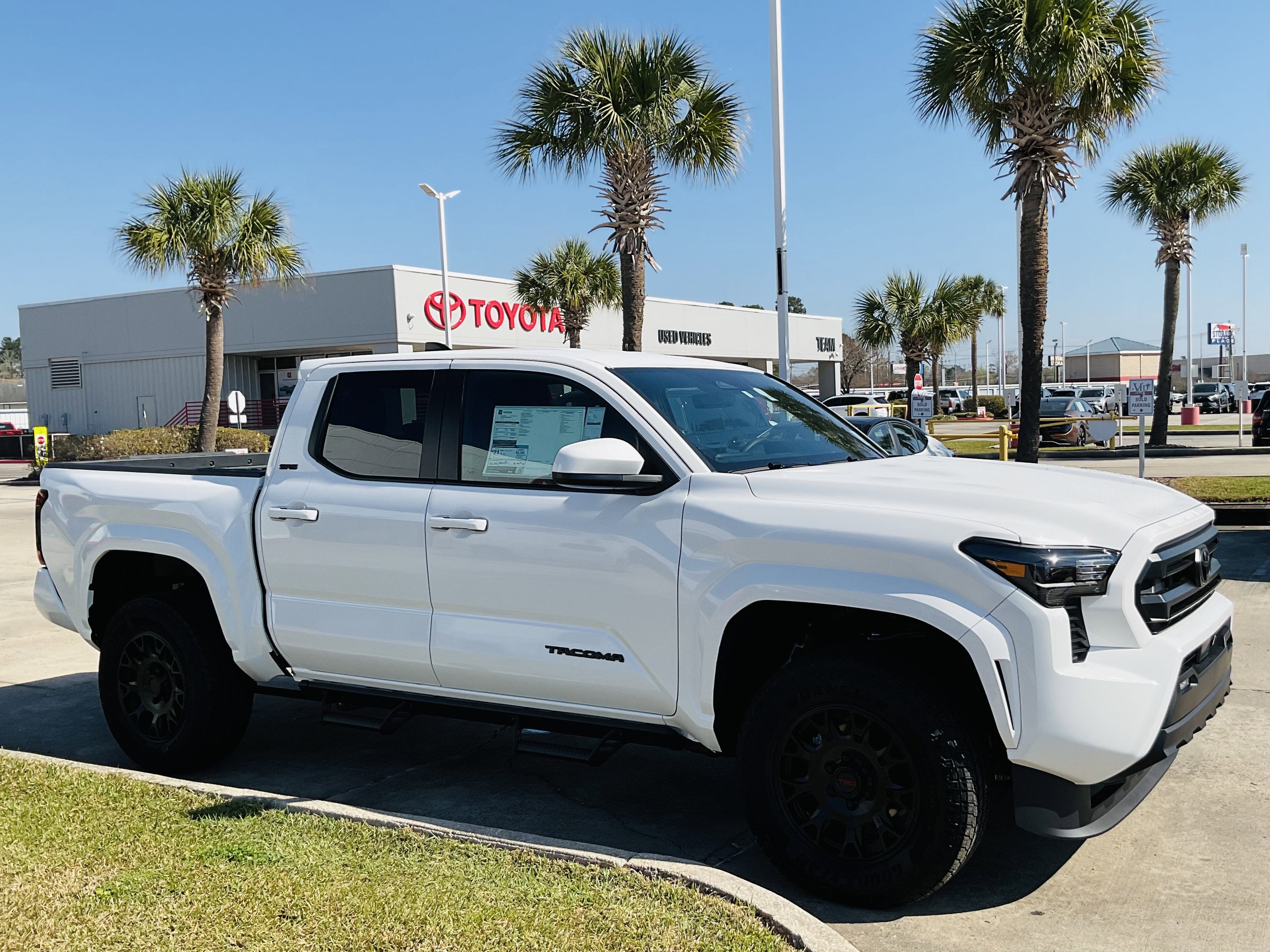 2026 Toyota Tacoma SR5