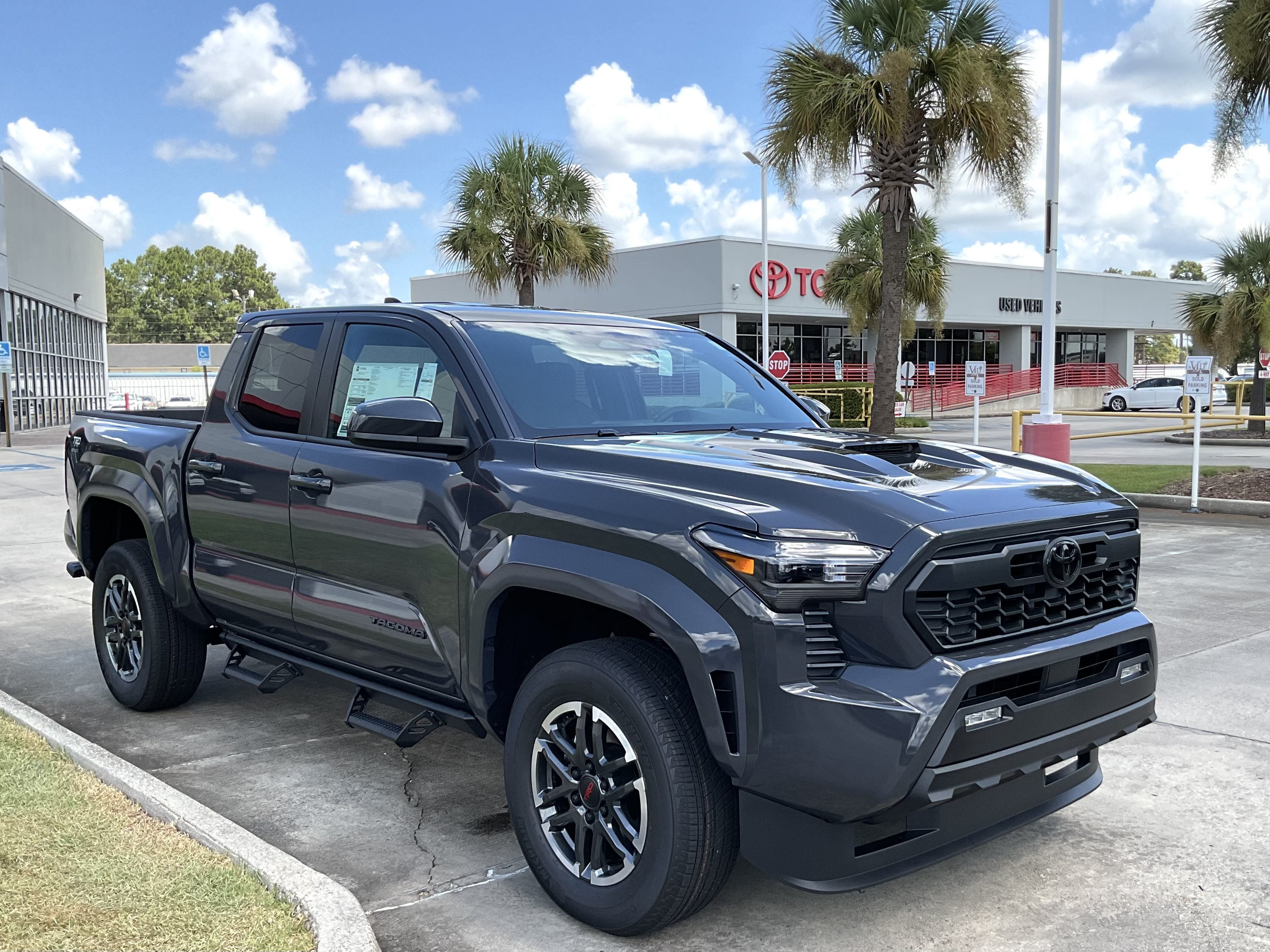 2026 Toyota Tacoma TRD Sport