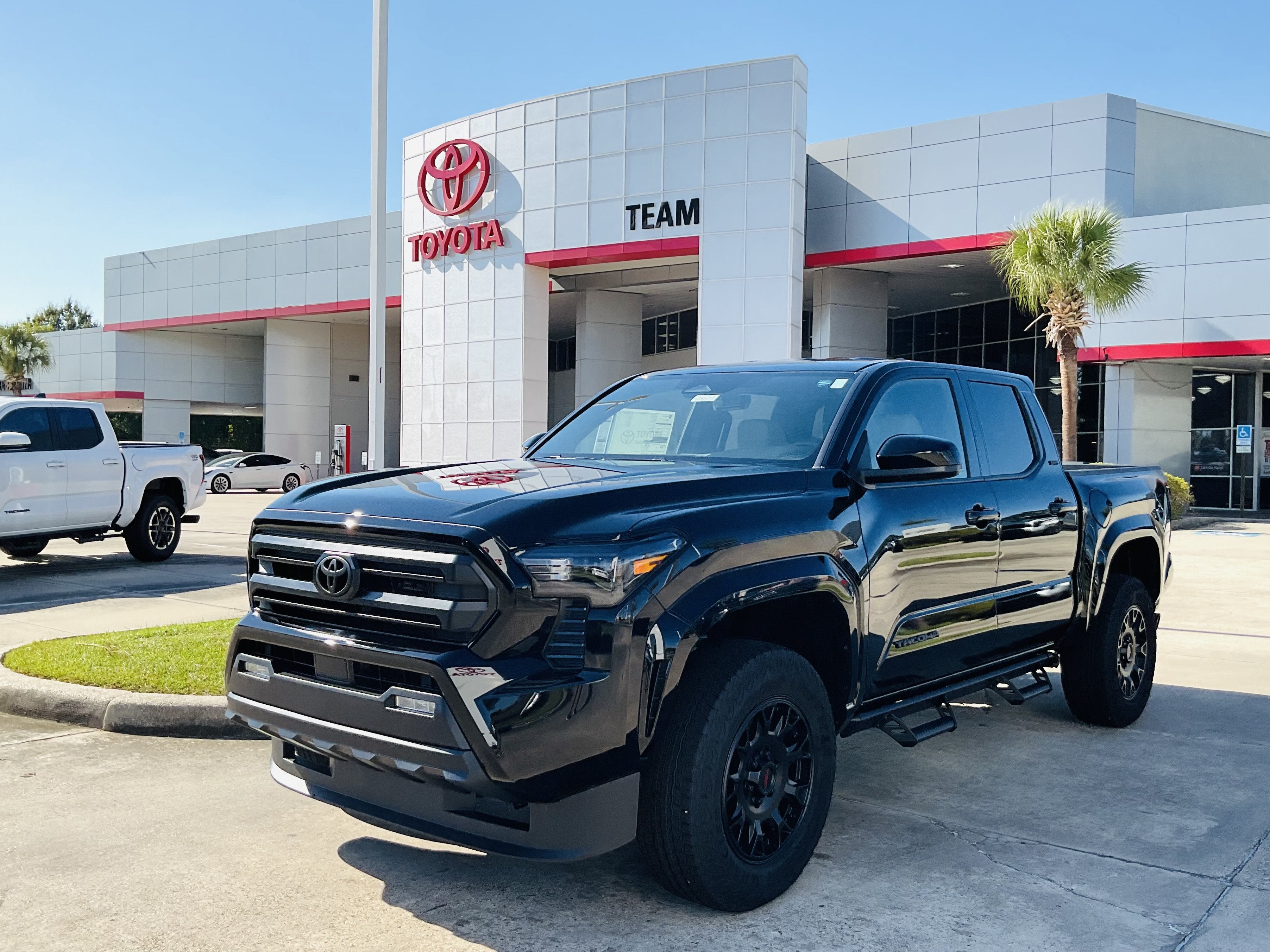 2026 Toyota Tacoma 2WD SR5