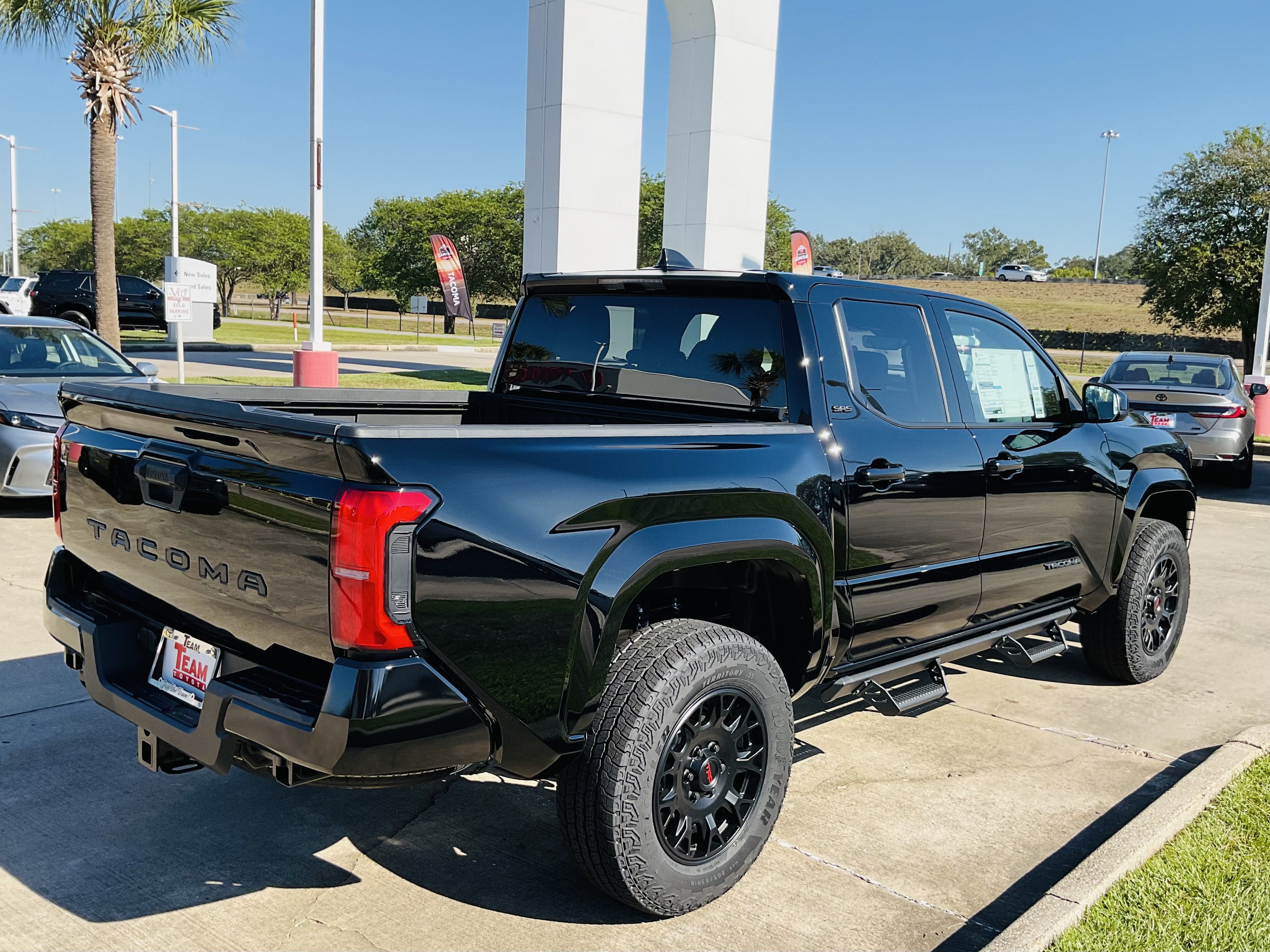 2026 Toyota Tacoma 2WD SR5