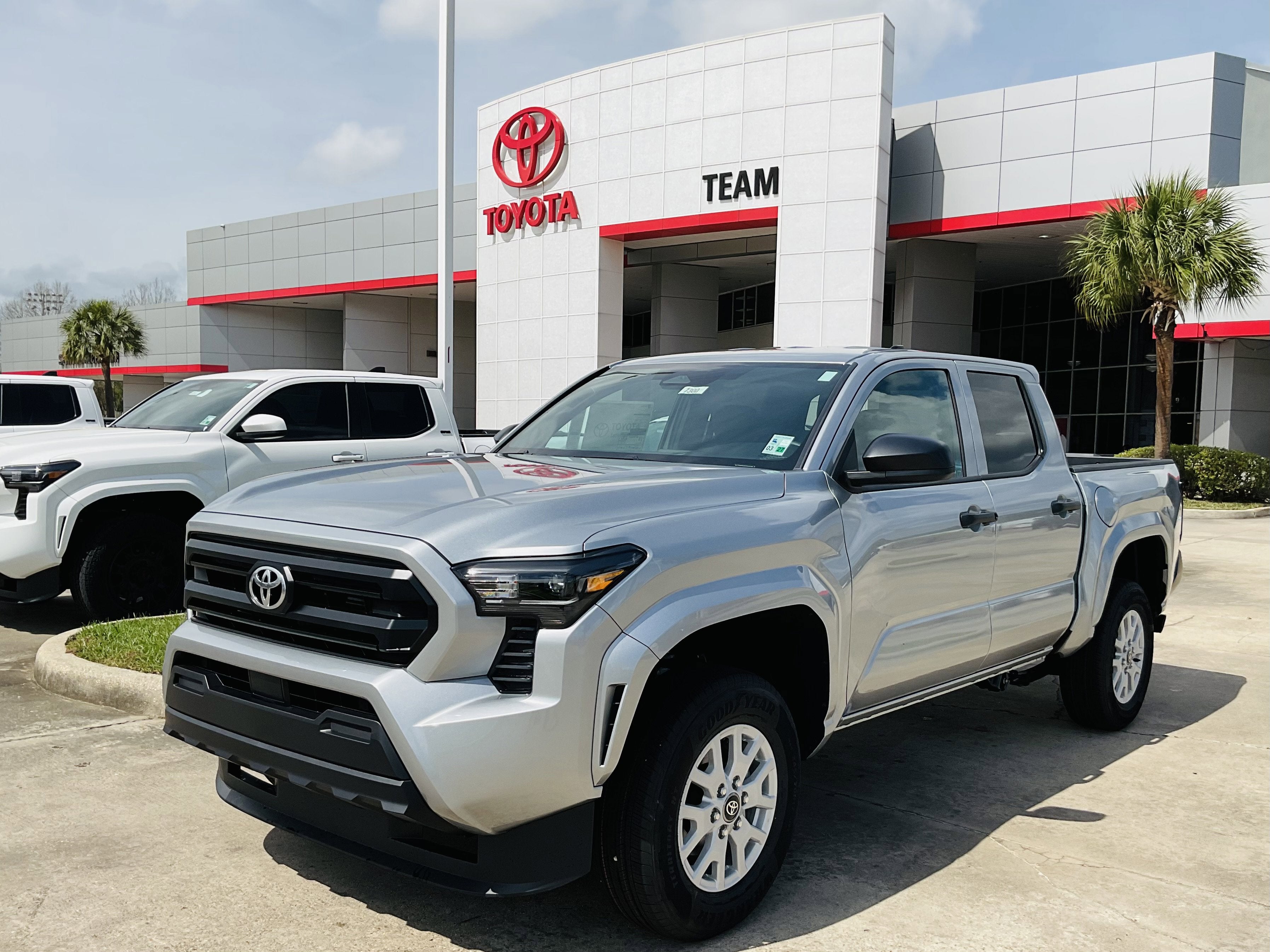 2026 Toyota Tacoma 2WD SR