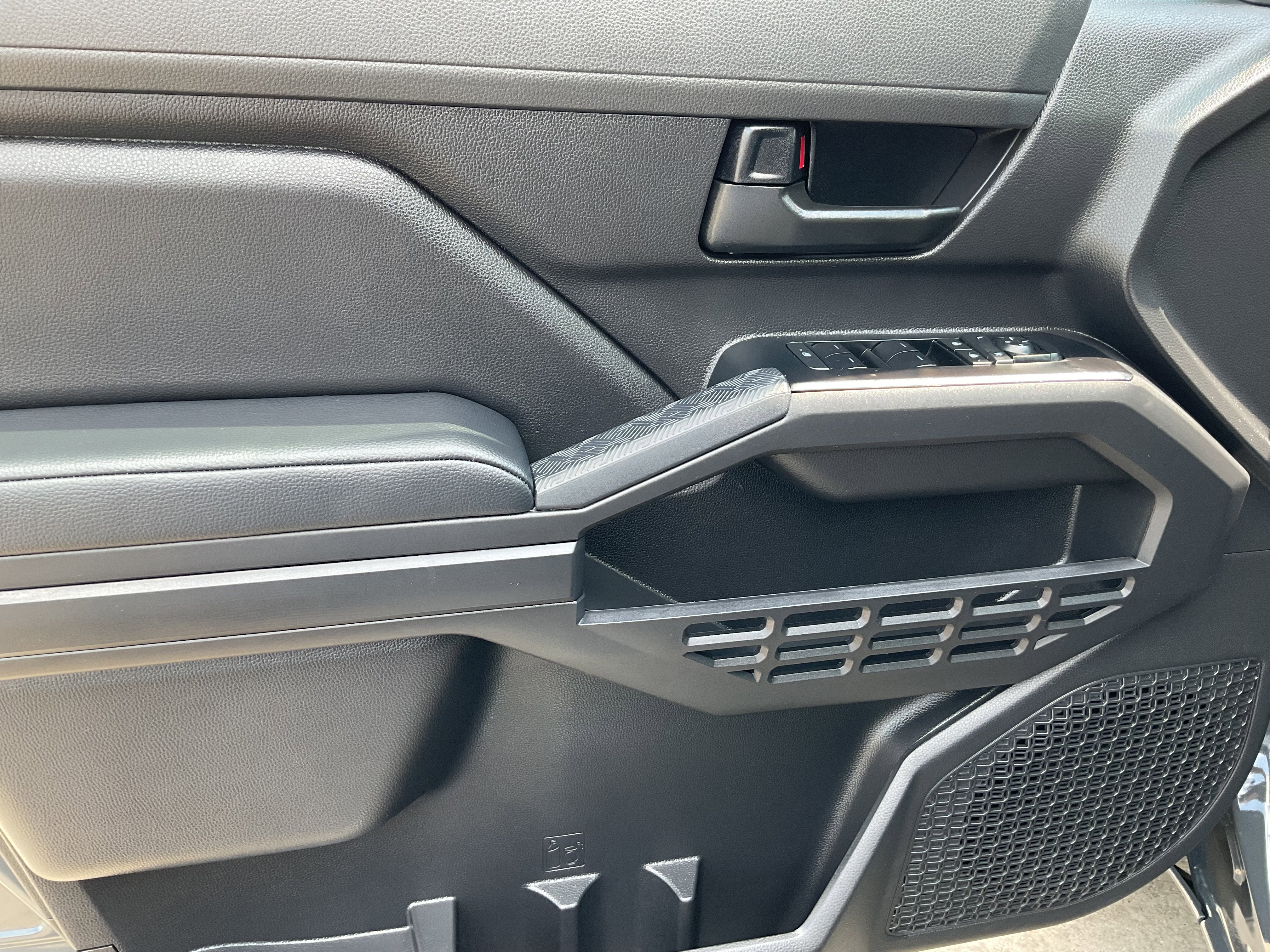 2026 Toyota Tacoma 2WD SR