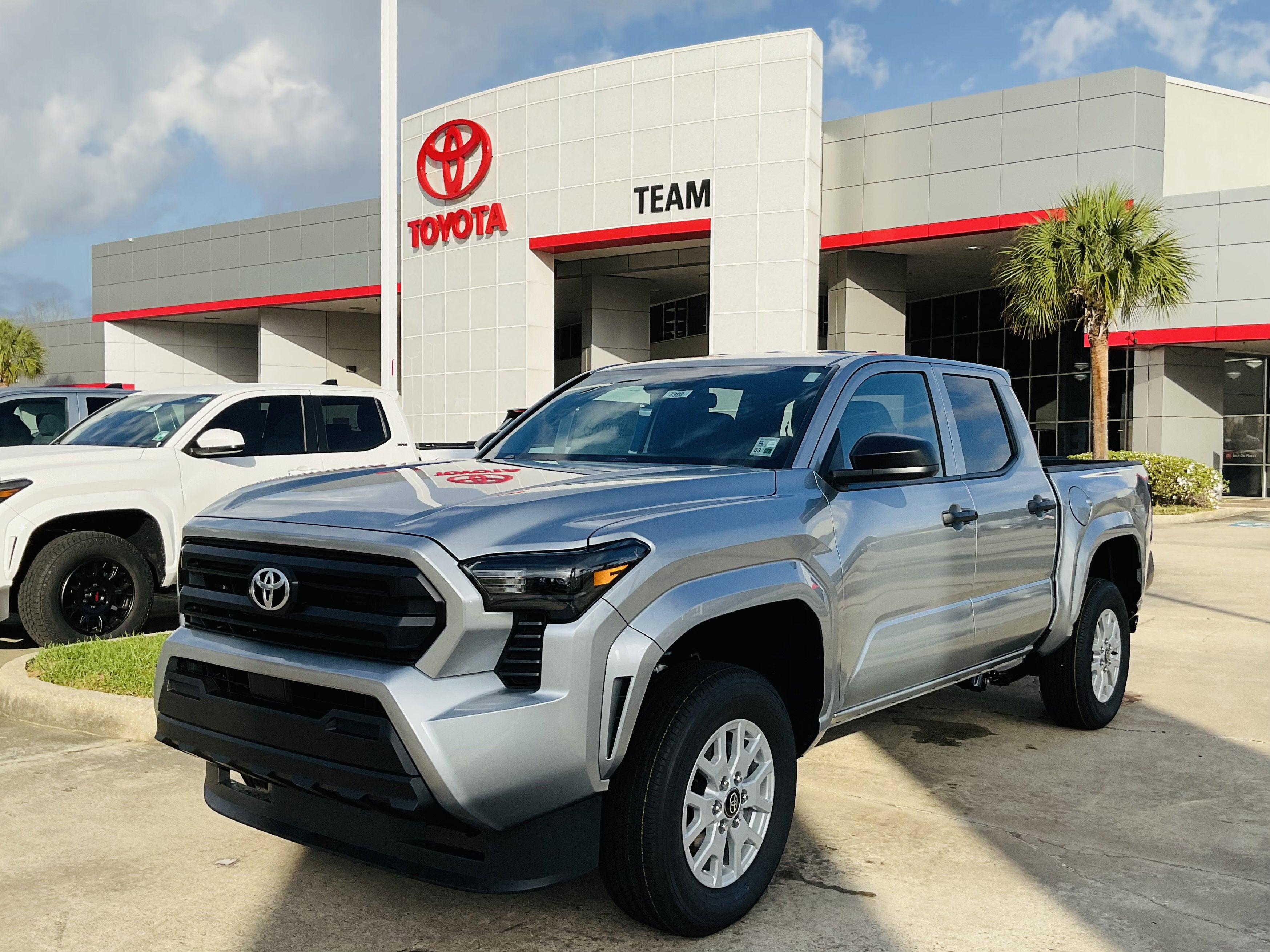 2026 Toyota Tacoma SR