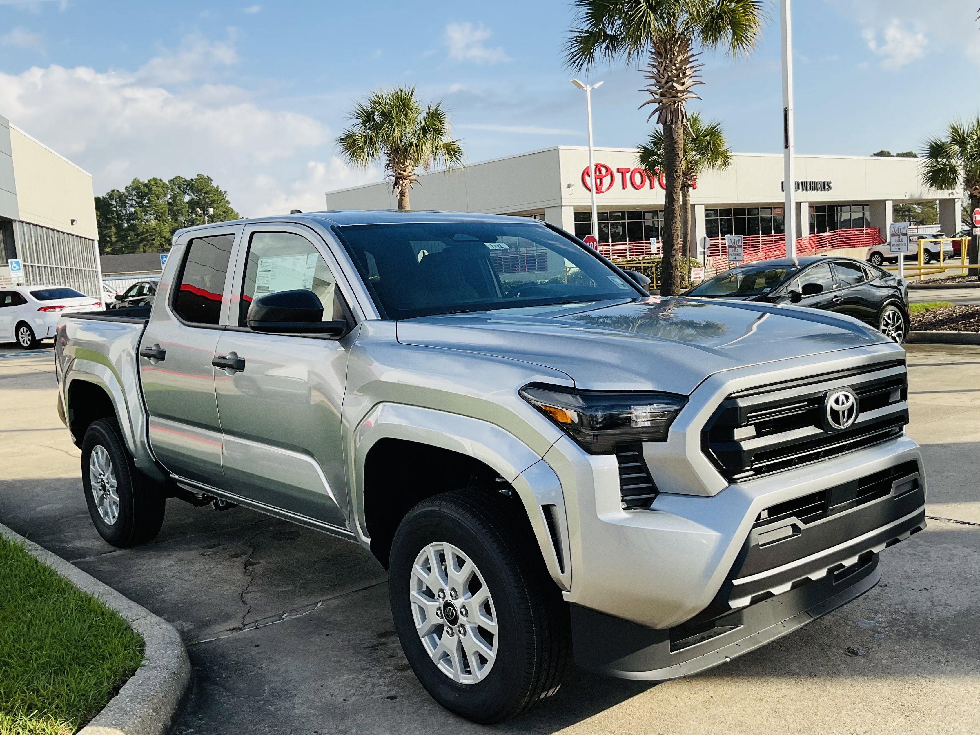 2026 Toyota Tacoma SR