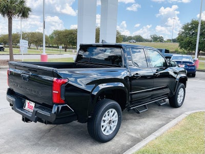 2026 Toyota Tacoma 4WD SR5