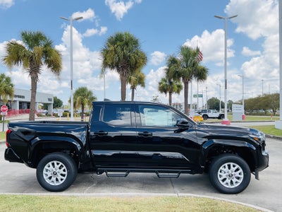 2026 Toyota Tacoma 4WD SR5