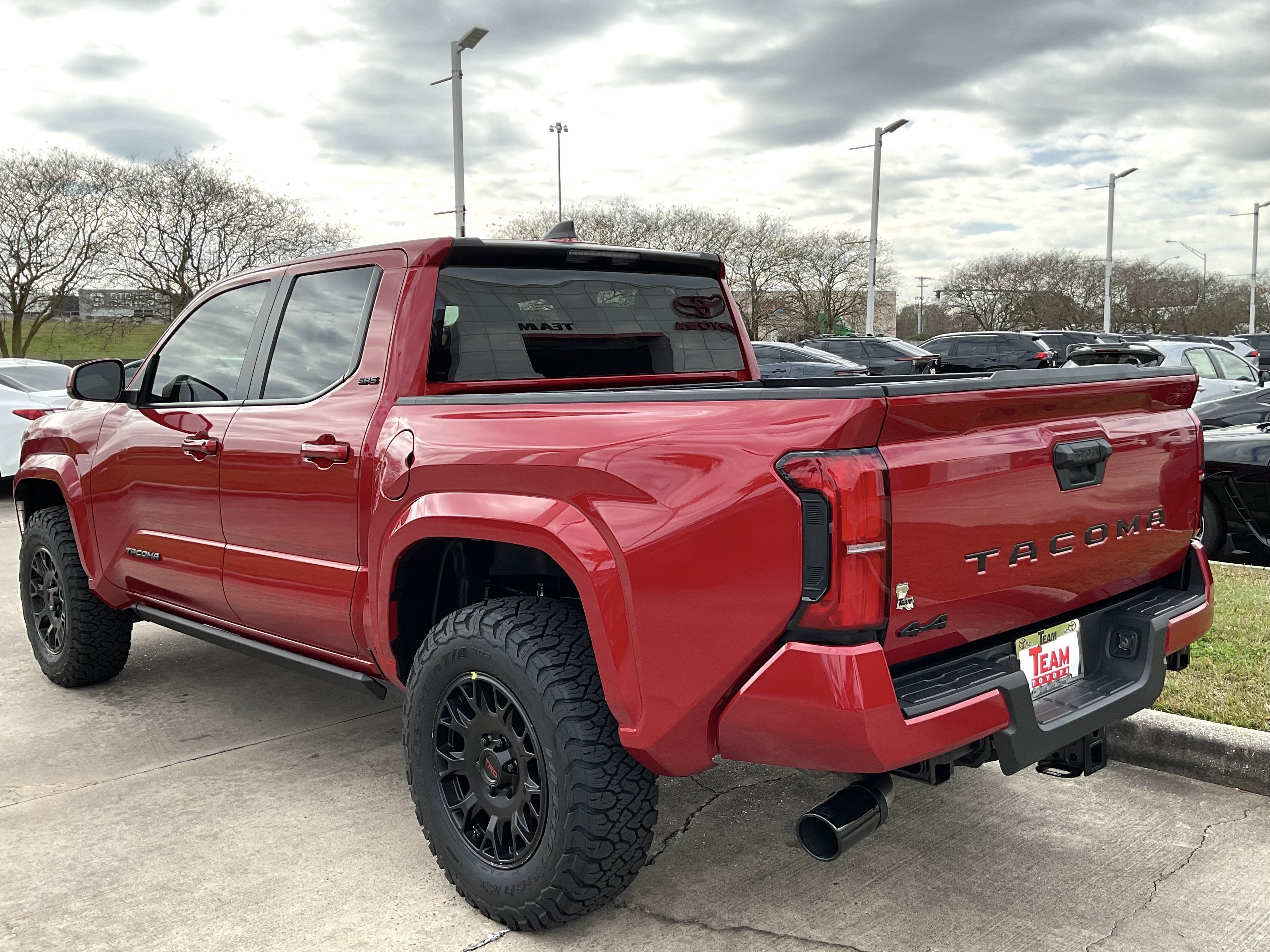 2026 Toyota Tacoma 4WD SR5