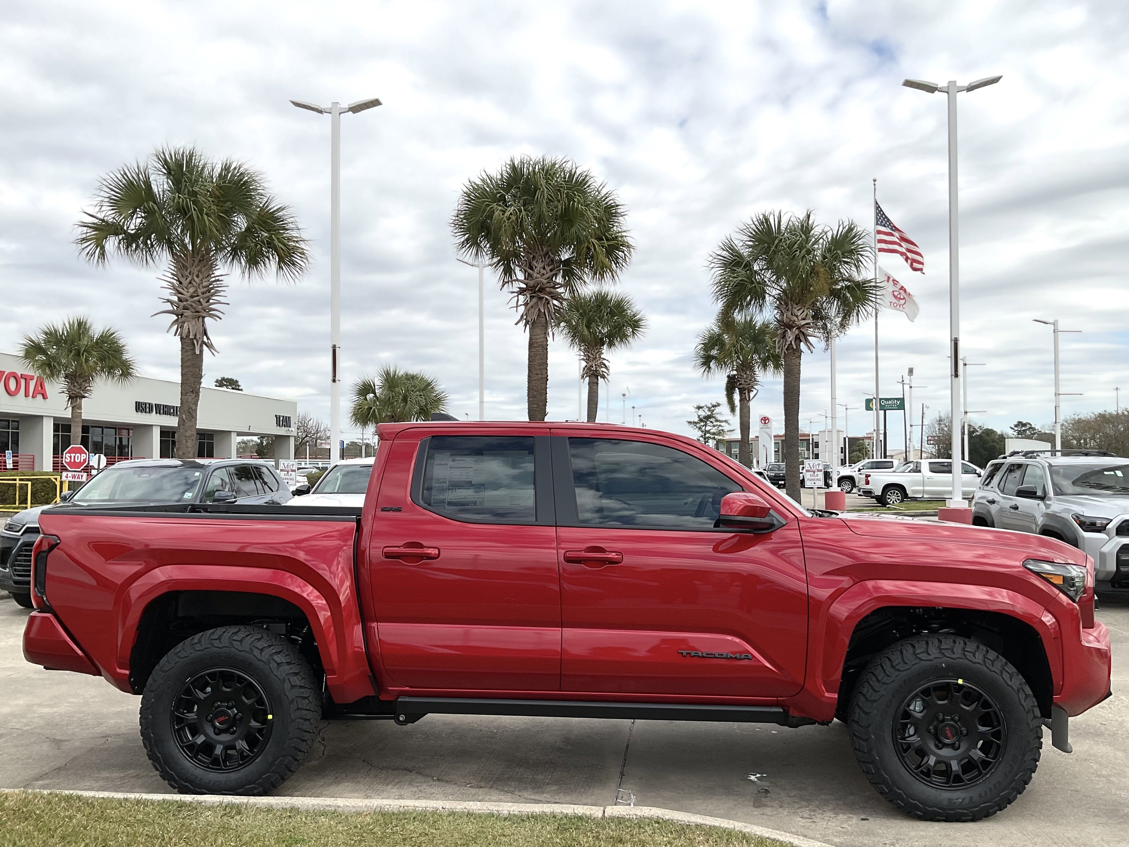 2026 Toyota Tacoma 4WD SR5