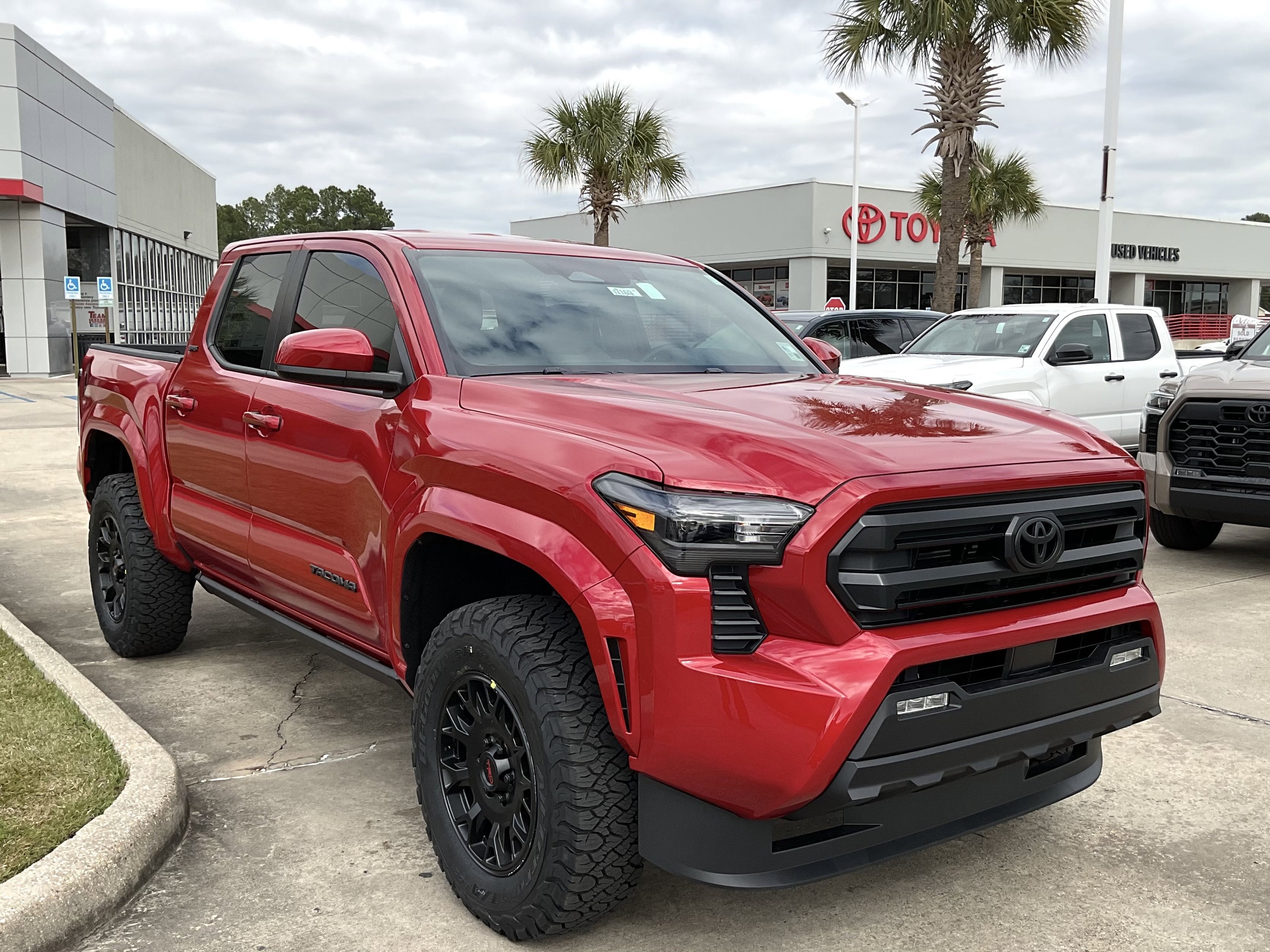2026 Toyota Tacoma 4WD SR5