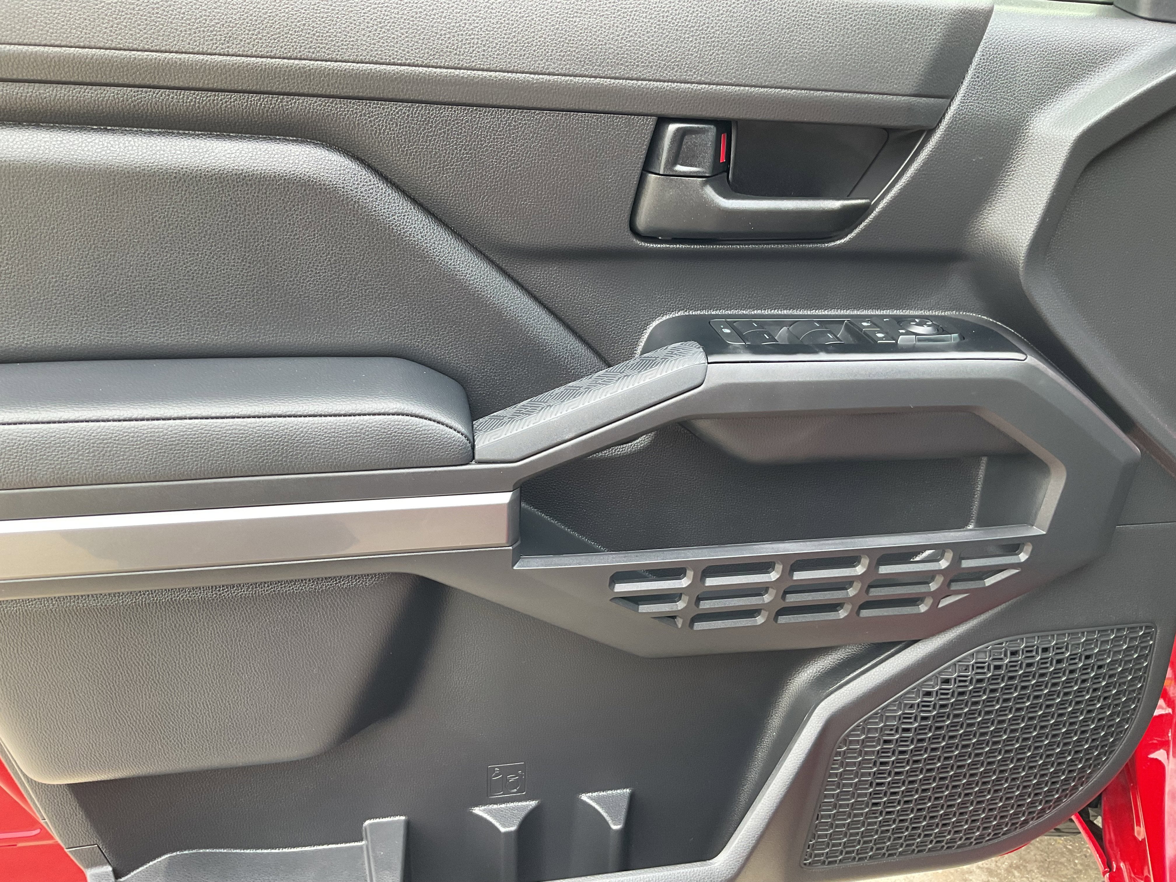 2026 Toyota Tacoma 4WD SR5