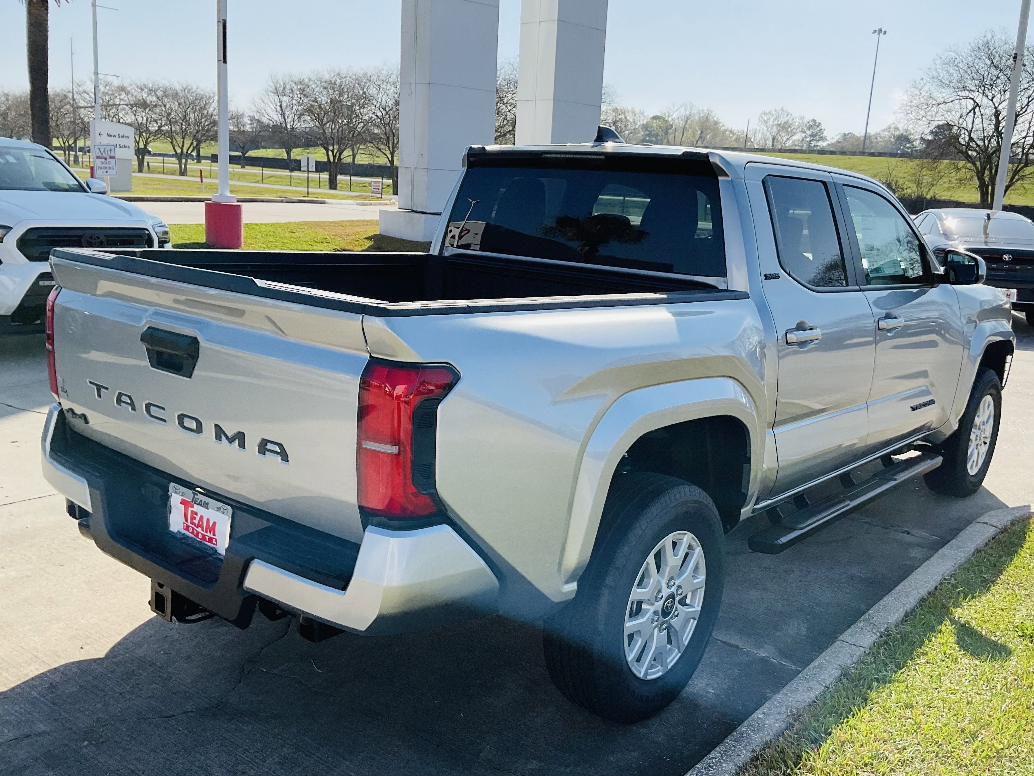 2025 Toyota Tacoma SR5