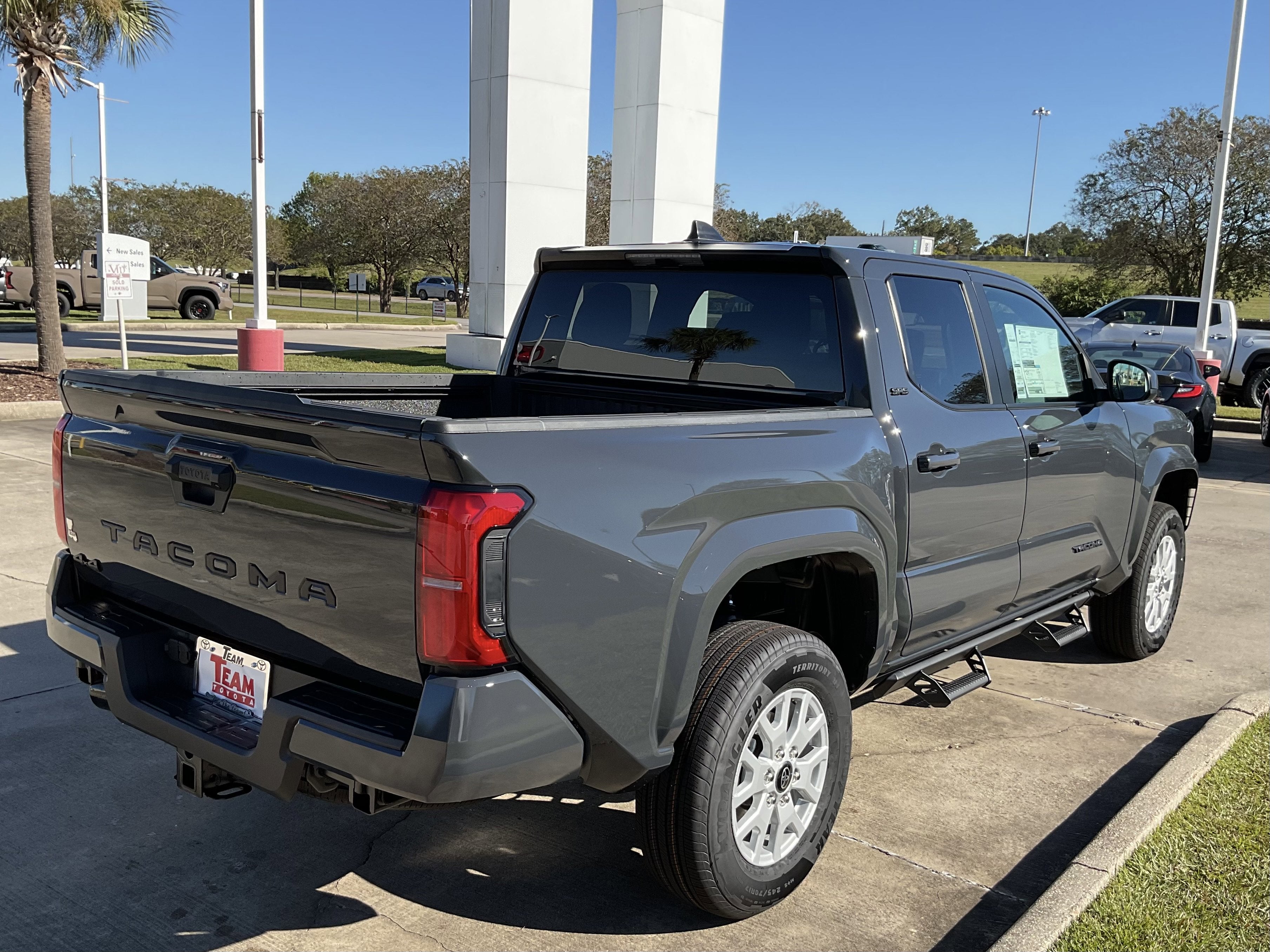 2025 Toyota Tacoma SR5