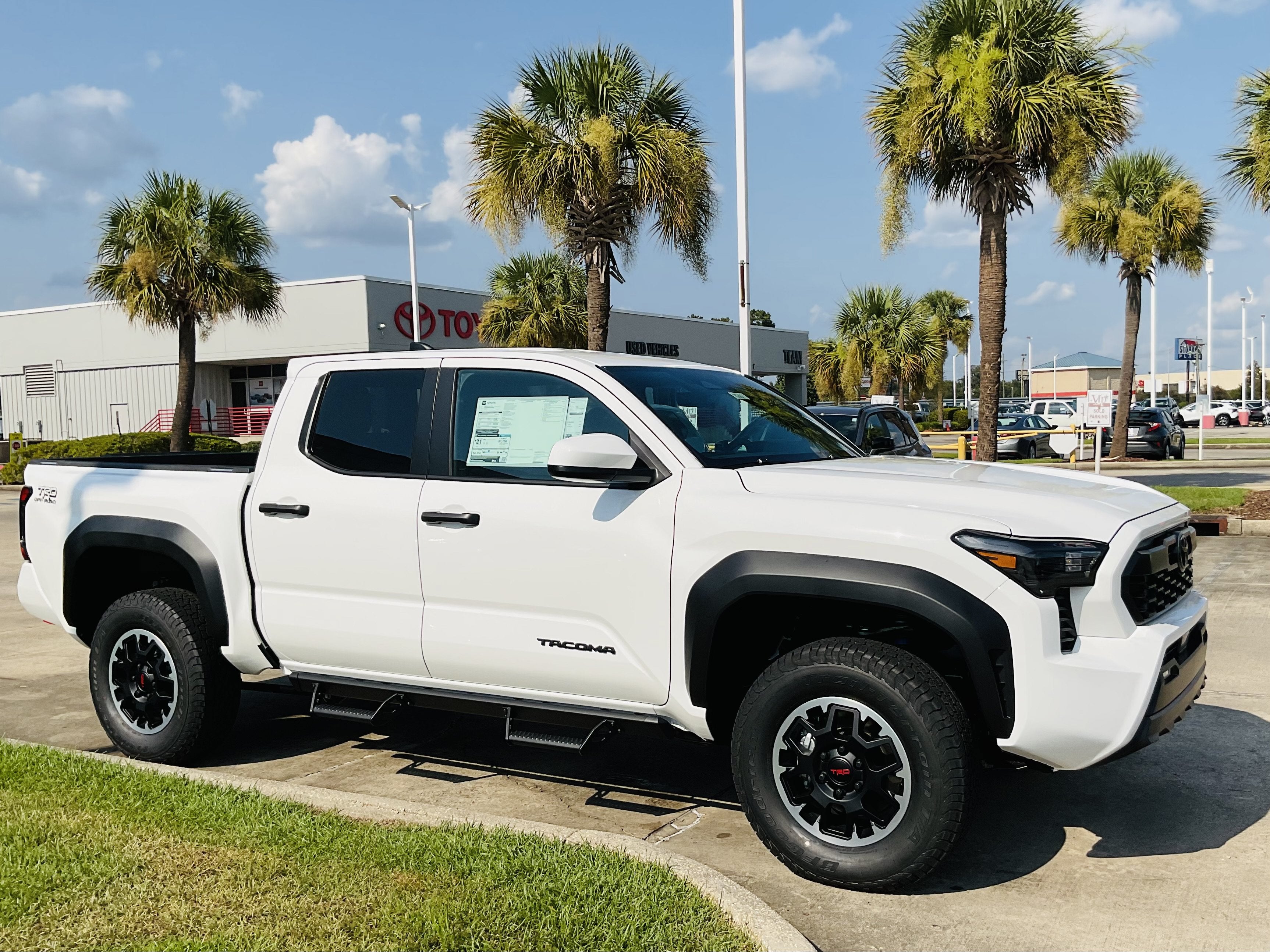 2026 Toyota Tacoma 4WD TRD Off Road