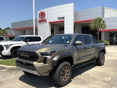 2026 Toyota Tacoma i-FORCE MAX Trailhunter