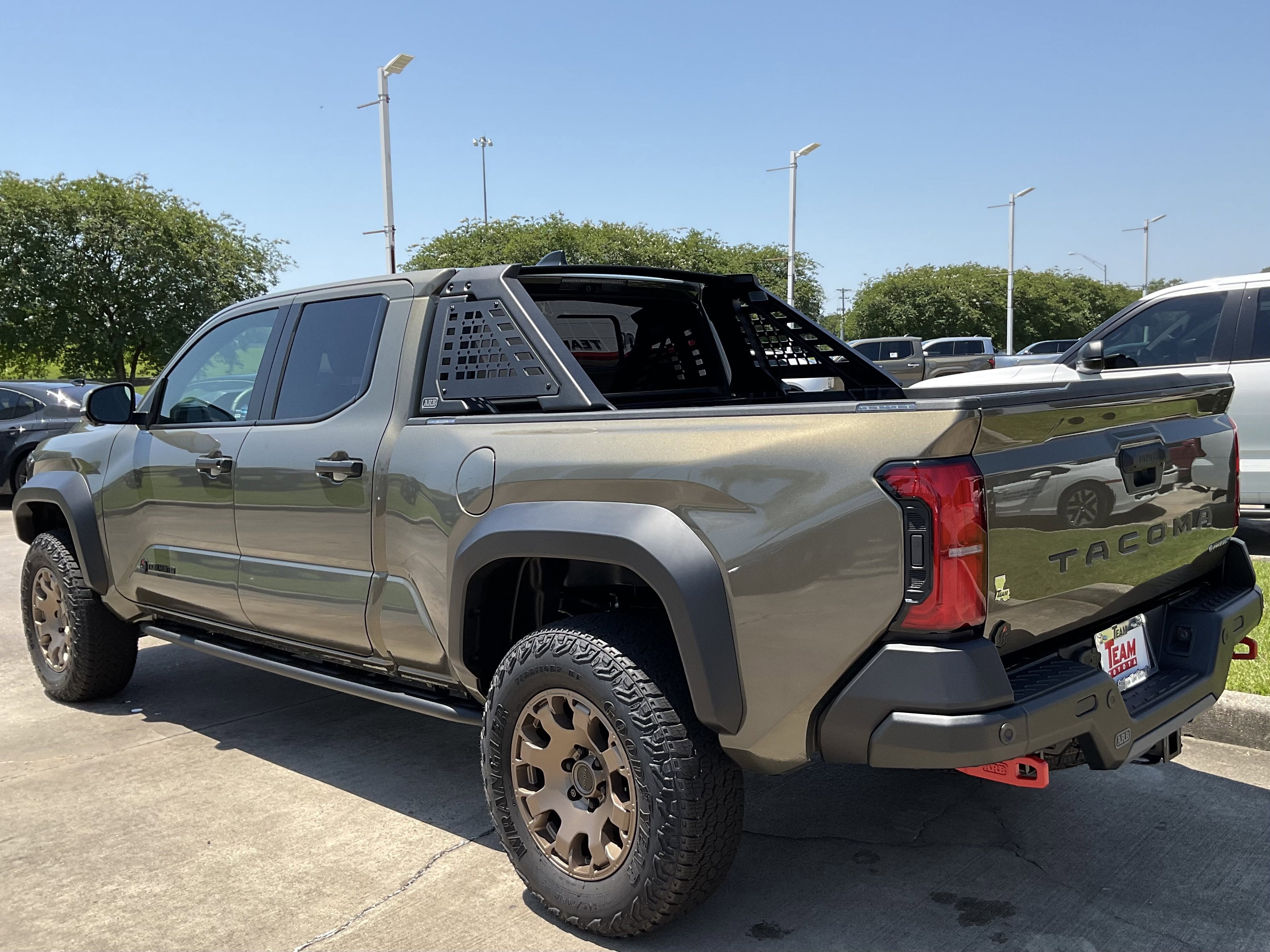 2026 Toyota Tacoma i-FORCE MAX Trailhunter