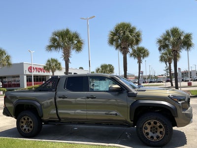 2026 Toyota Tacoma i-FORCE MAX Trailhunter