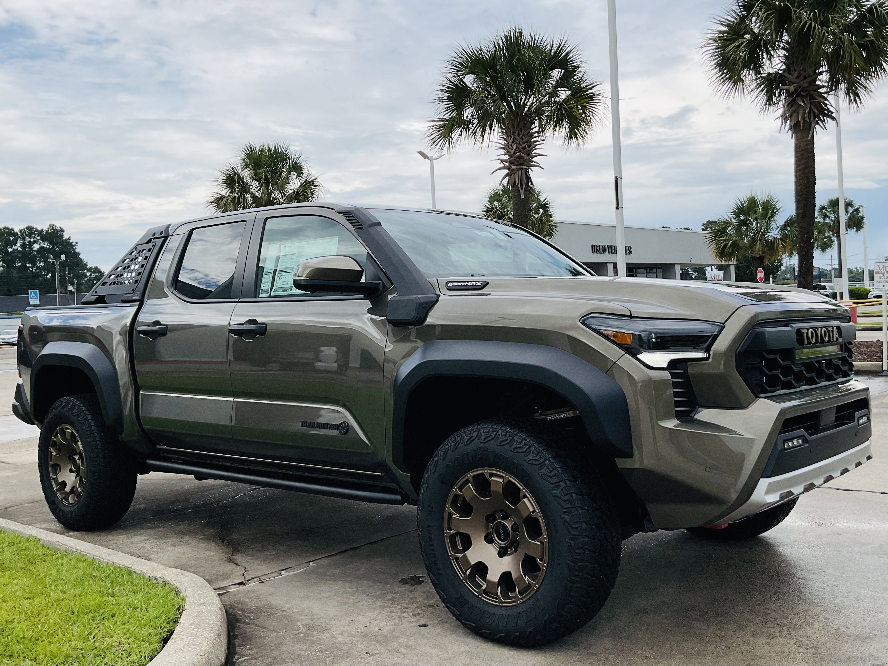 2026 Toyota Tacoma i-FORCE MAX Trailhunter