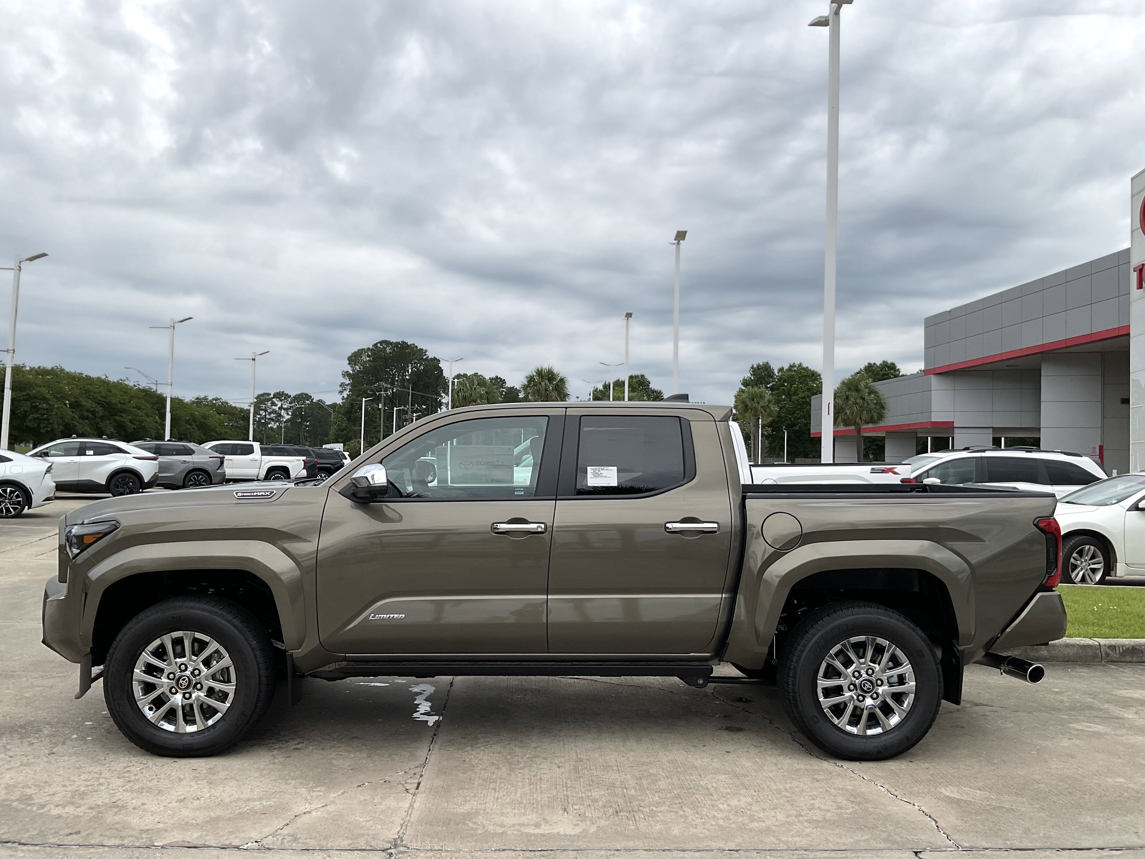 2026 Toyota Tacoma i-FORCE MAX Limited i-FORCE MAX