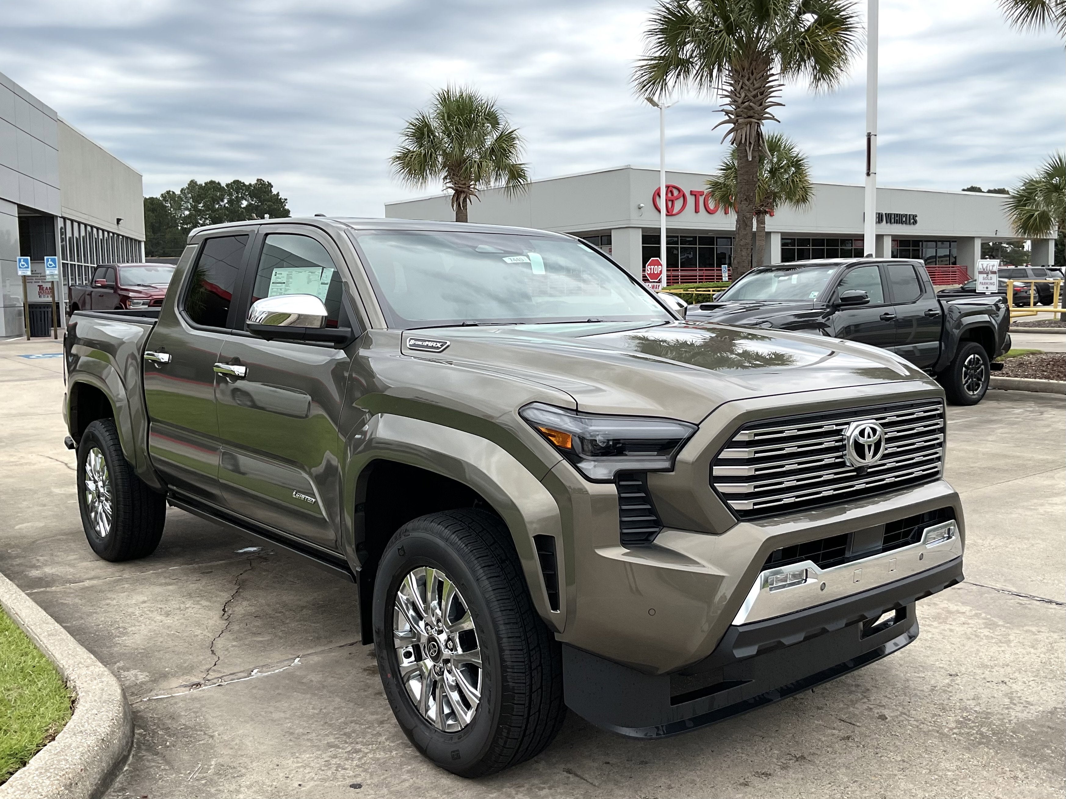 2026 Toyota Tacoma i-FORCE MAX Limited i-FORCE MAX