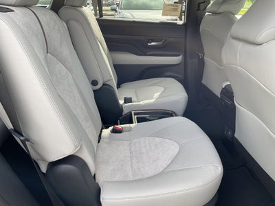 2026 Toyota Grand Highlander Hybrid MAX Limited