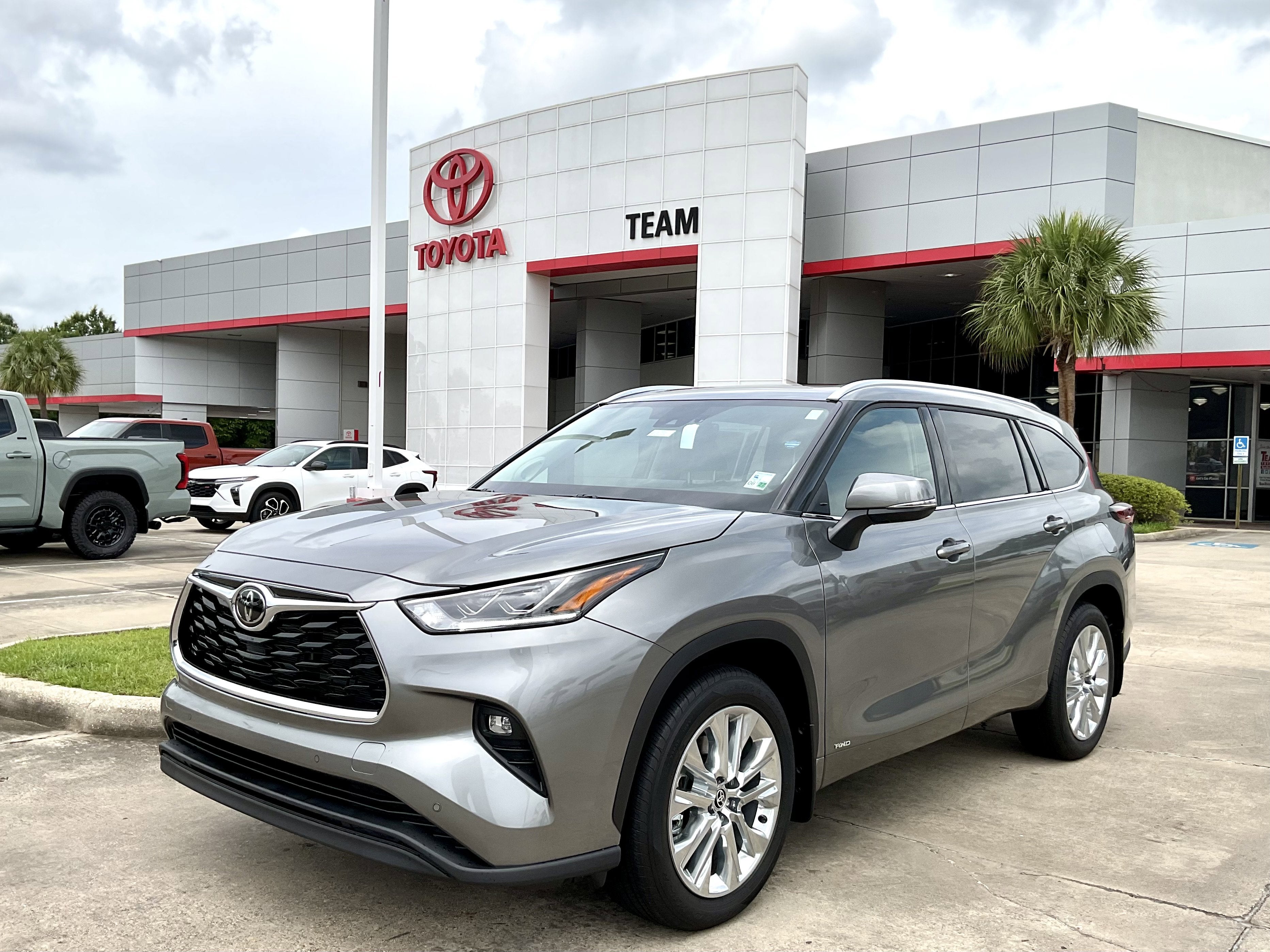 2026 Toyota Highlander Hybrid Hybrid Limited