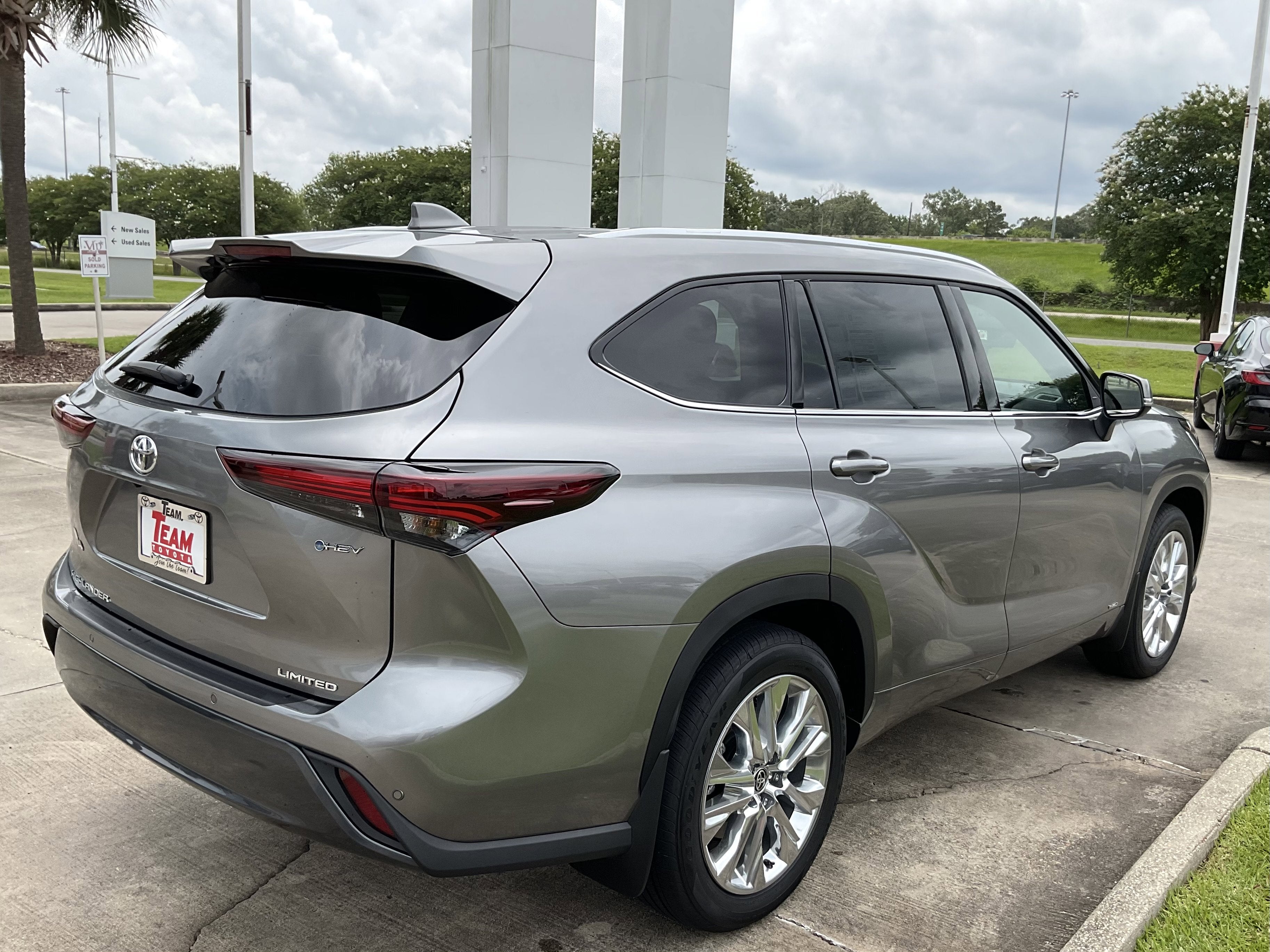 2026 Toyota Highlander Hybrid Hybrid Limited