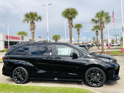 2026 Toyota Sienna XSE