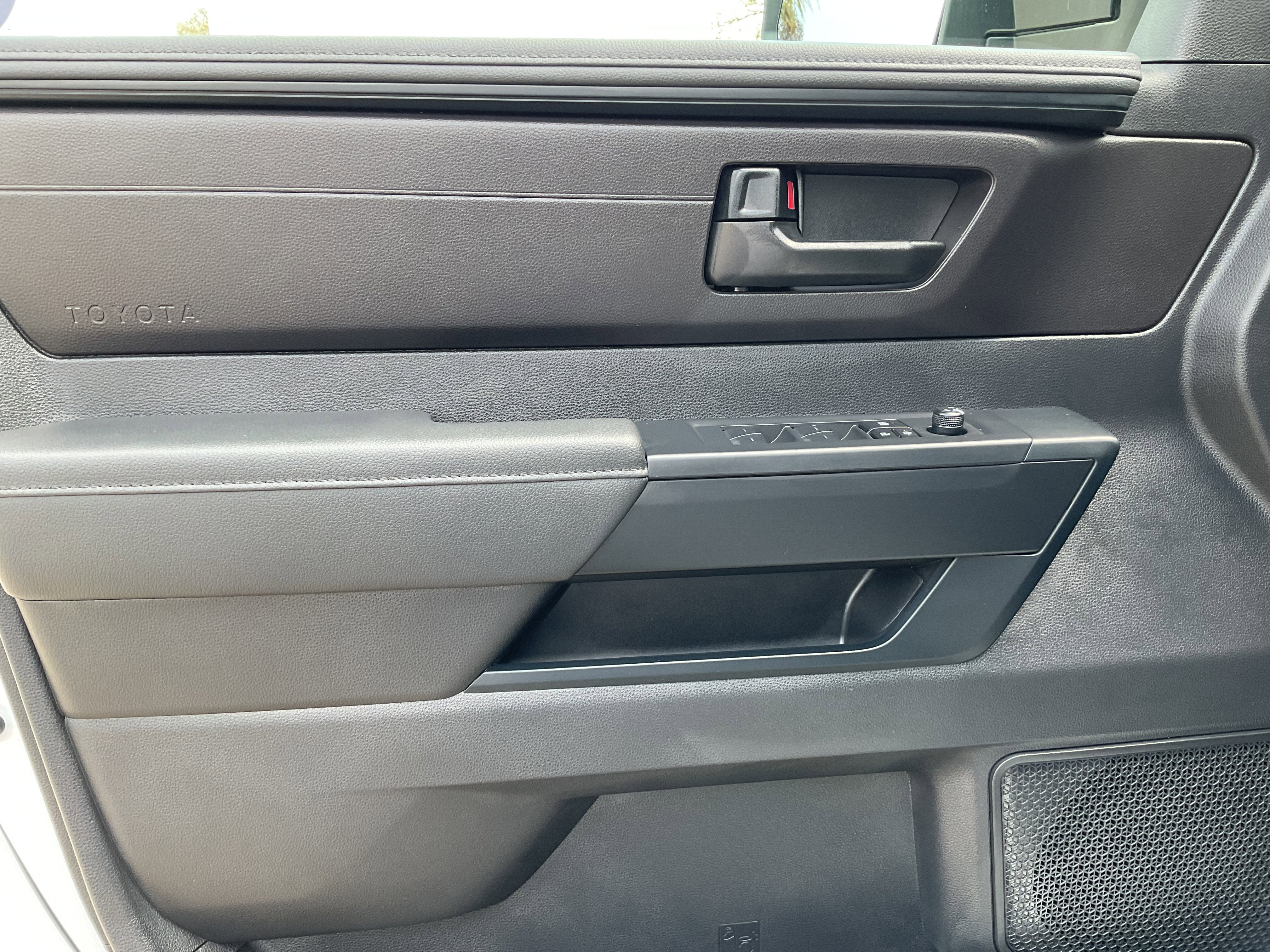 2026 Toyota Tundra 2WD SR