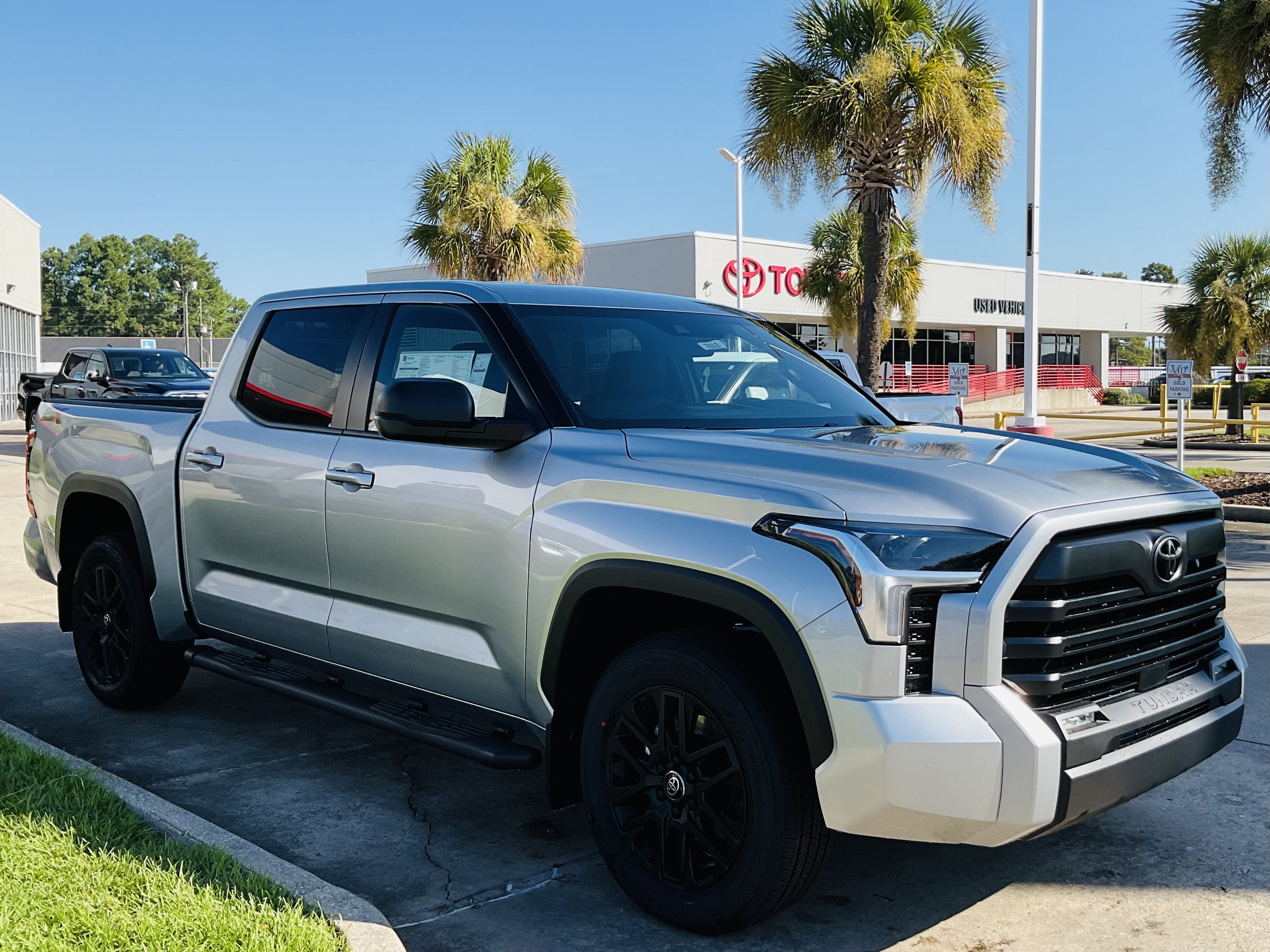 2026 Toyota Tundra 2WD SR5