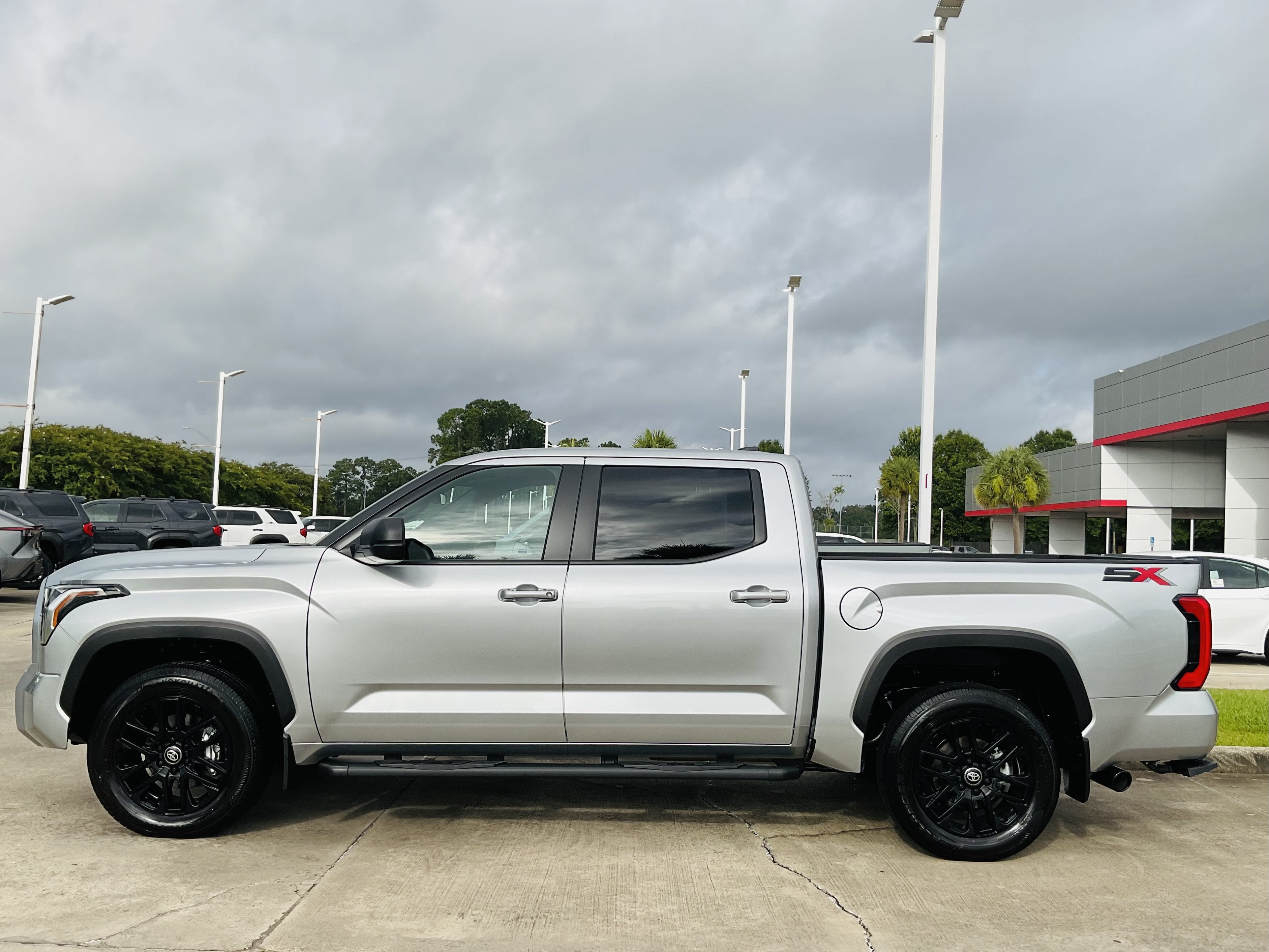 2026 Toyota Tundra 4WD SR5
